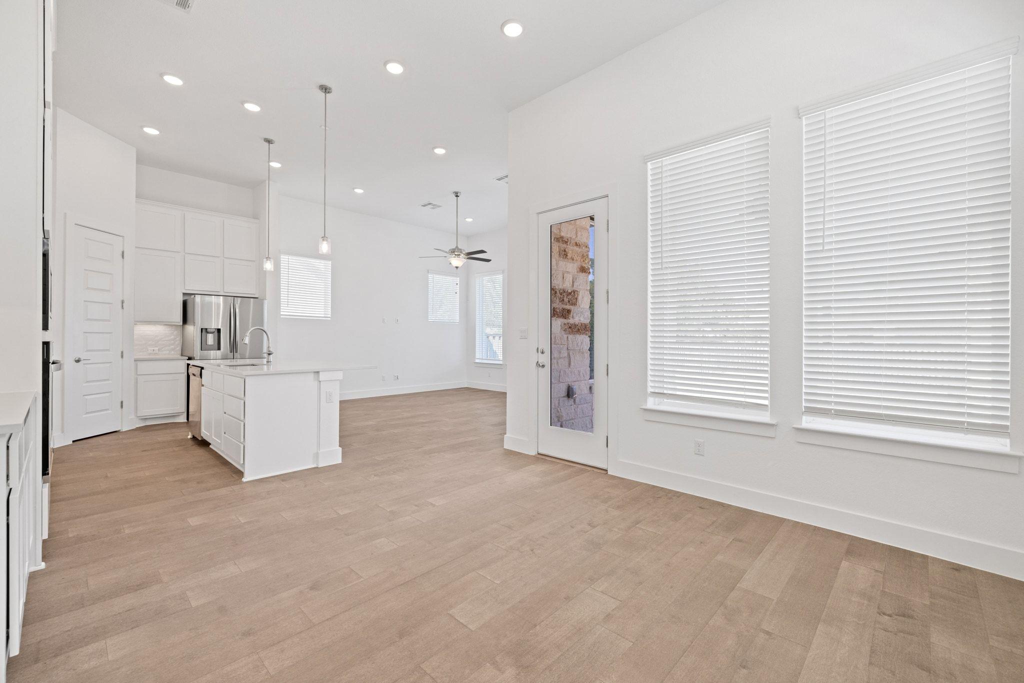 1413 Kneehigh Ln, Georgetown, TX 78633