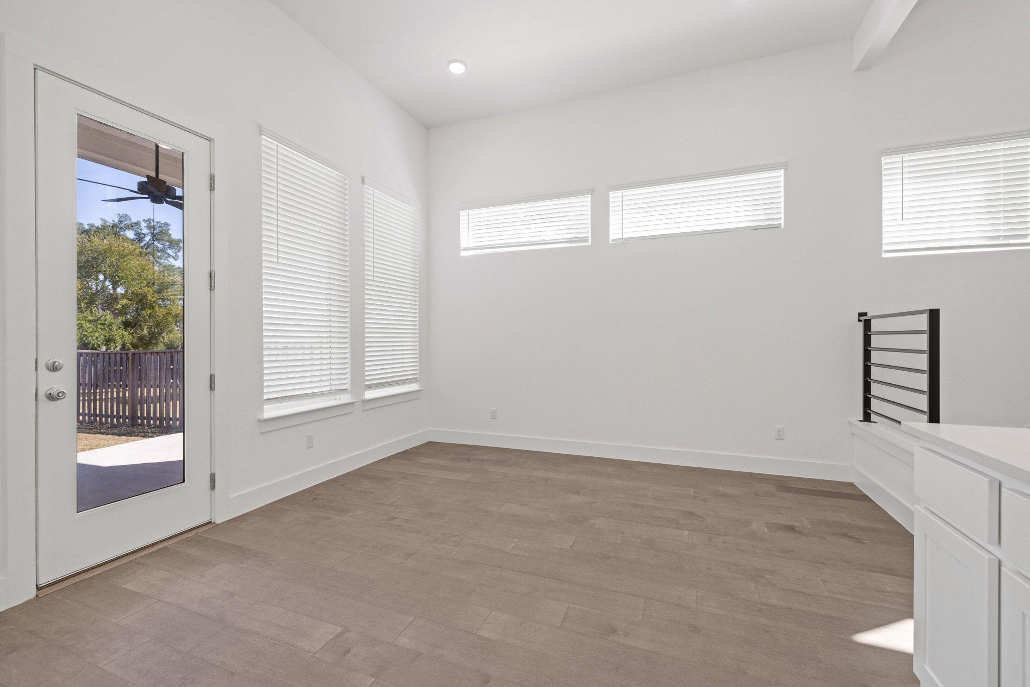 1413 Kneehigh Ln, Georgetown, TX 78633