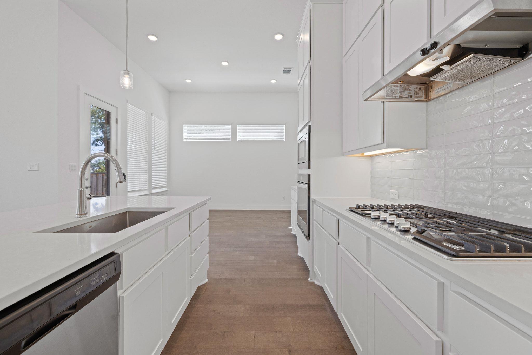 1413 Kneehigh Ln, Georgetown, TX 78633