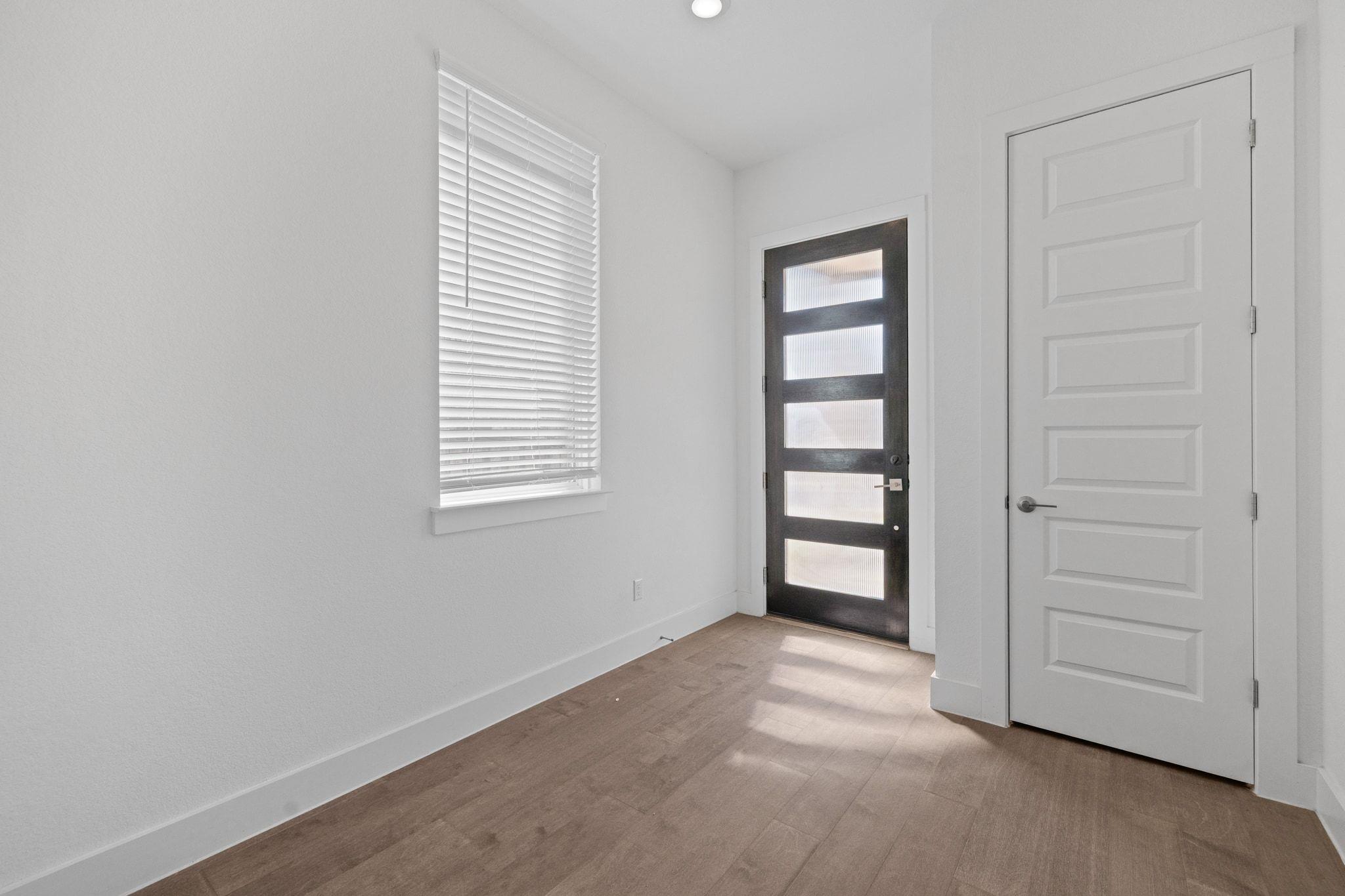 1413 Kneehigh Ln, Georgetown, TX 78633