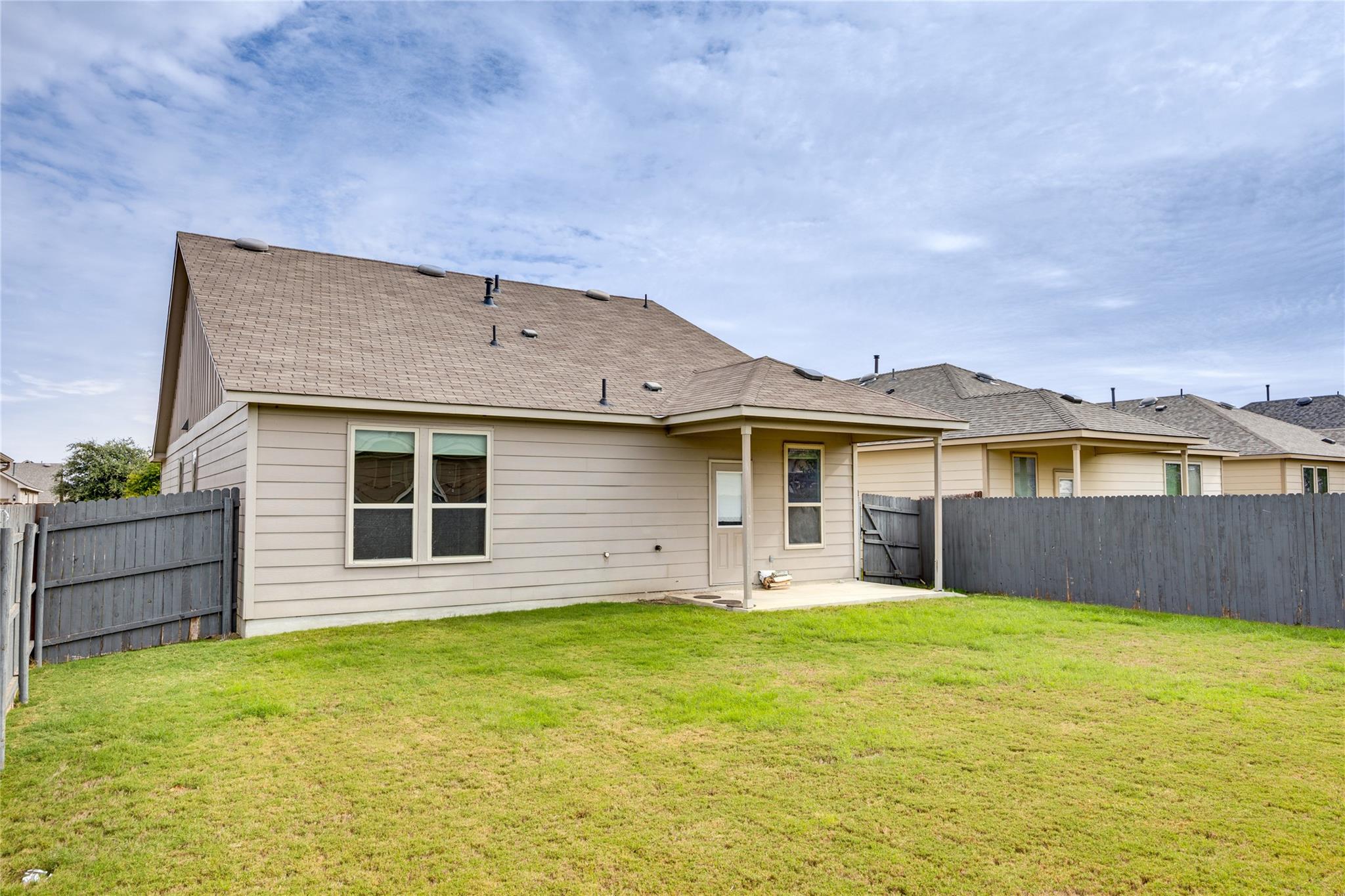 524 Coffee Berry Dr, Georgetown, TX 78626