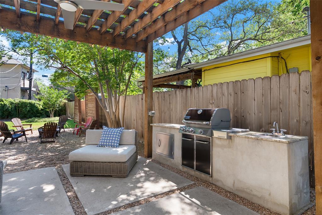 2105 Westover Rd, Austin, TX 78703