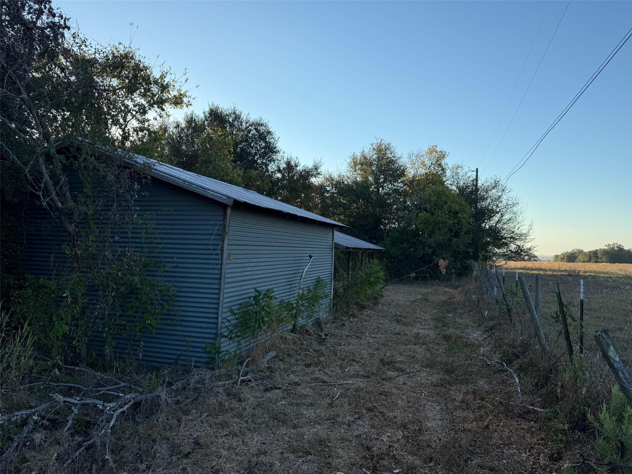 503 County Road 350, Gause, TX 77857