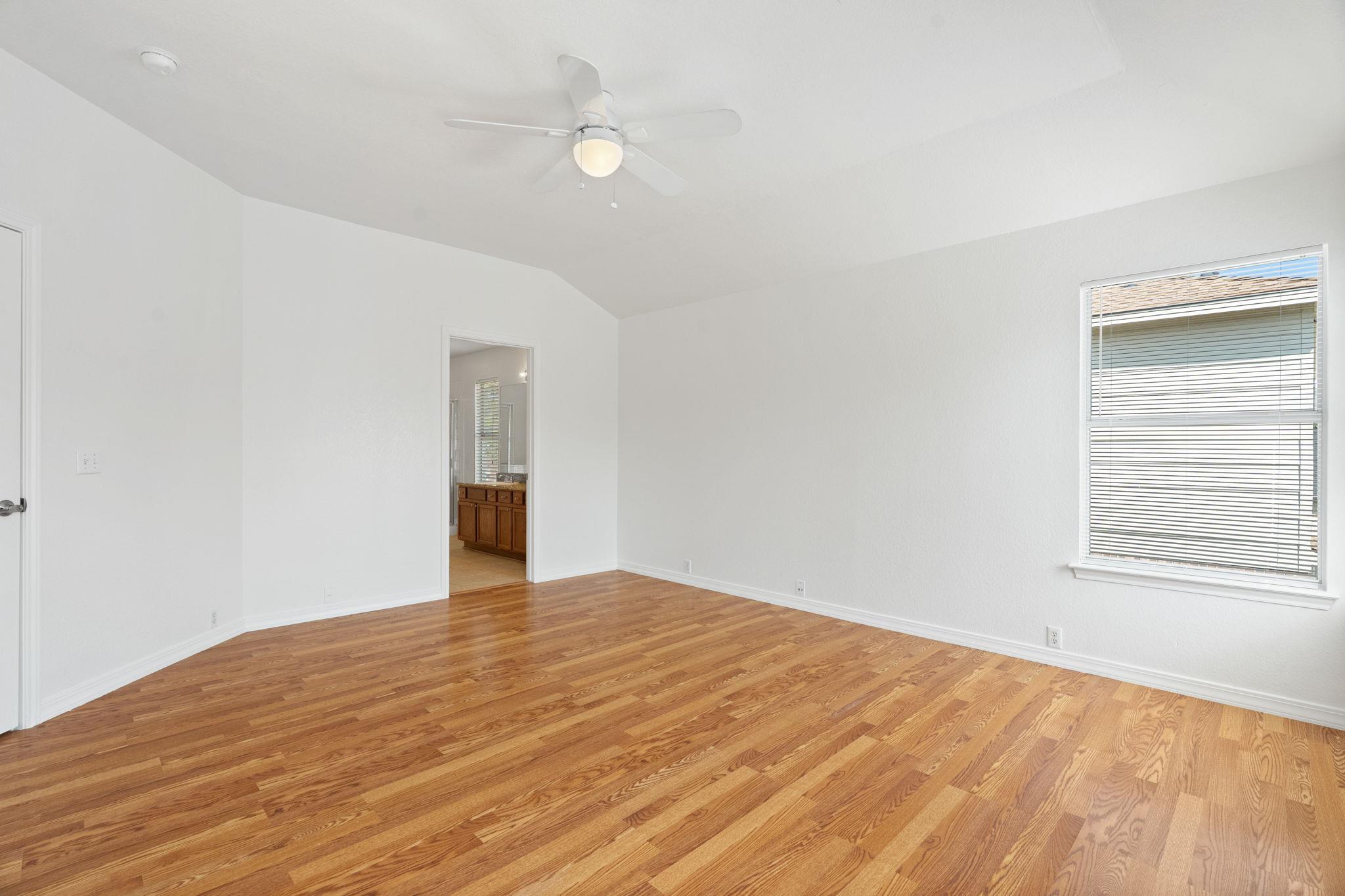 905 Rocking Spur Cv, Pflugerville, TX 78660