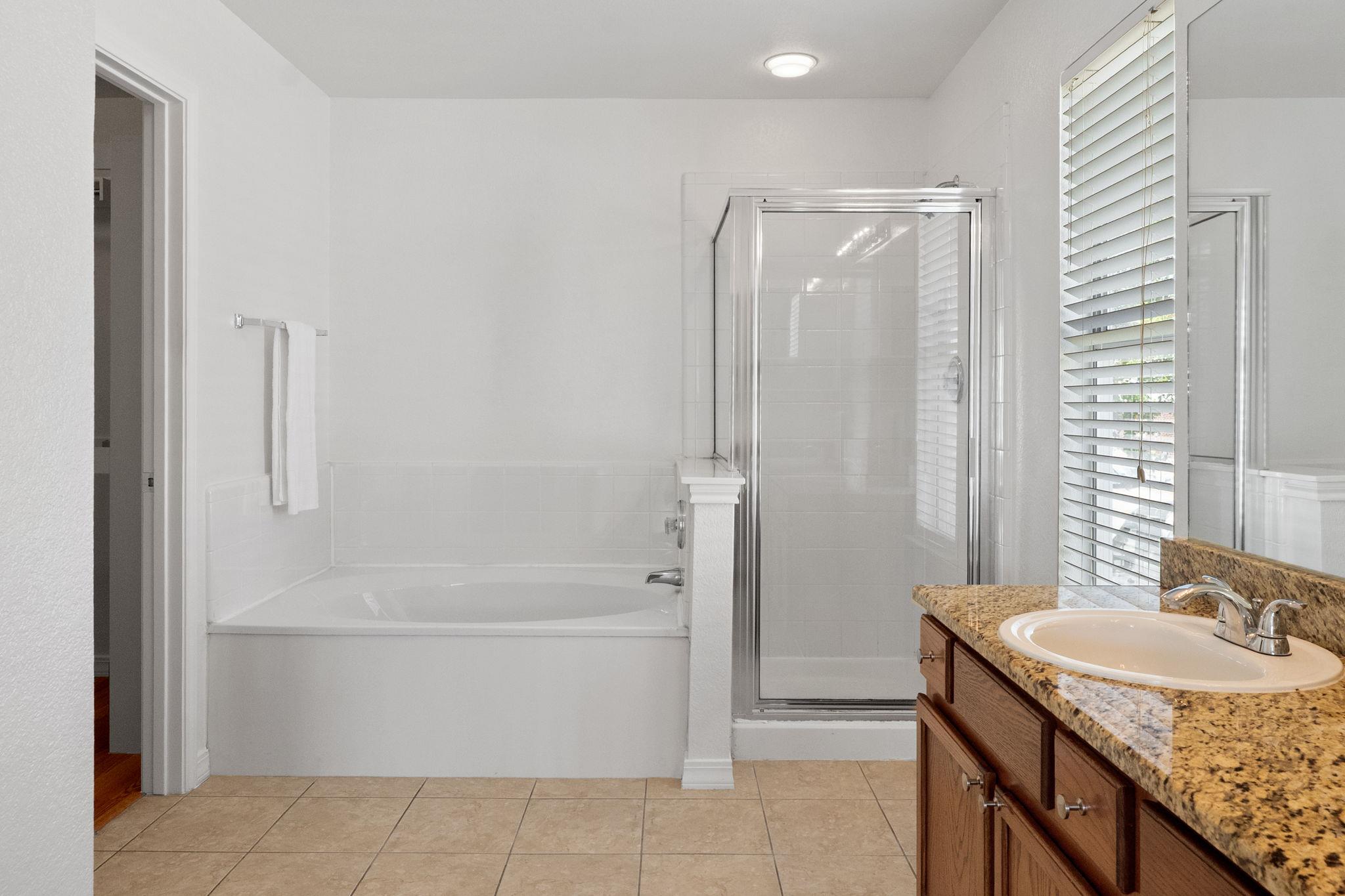 905 Rocking Spur Cv, Pflugerville, TX 78660