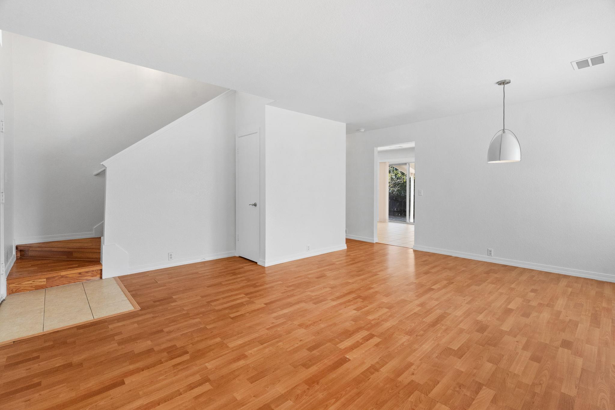 905 Rocking Spur Cv, Pflugerville, TX 78660