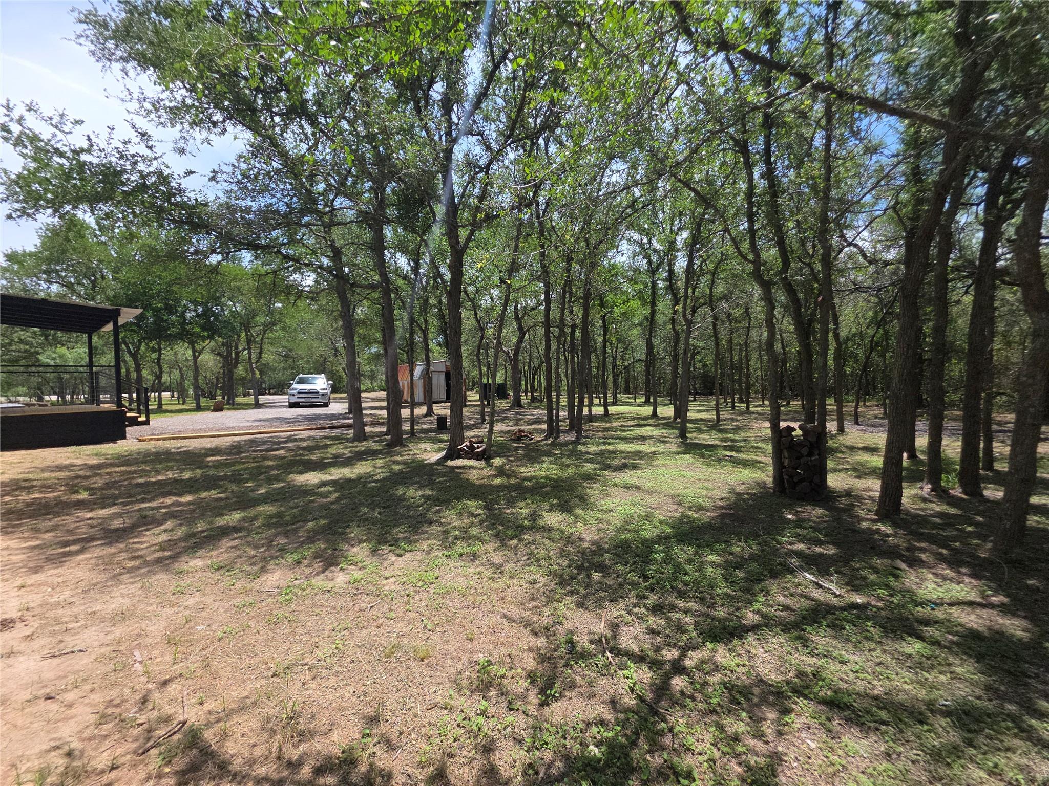 184 Oak Forest Ct, Cedar Creek, TX 78612