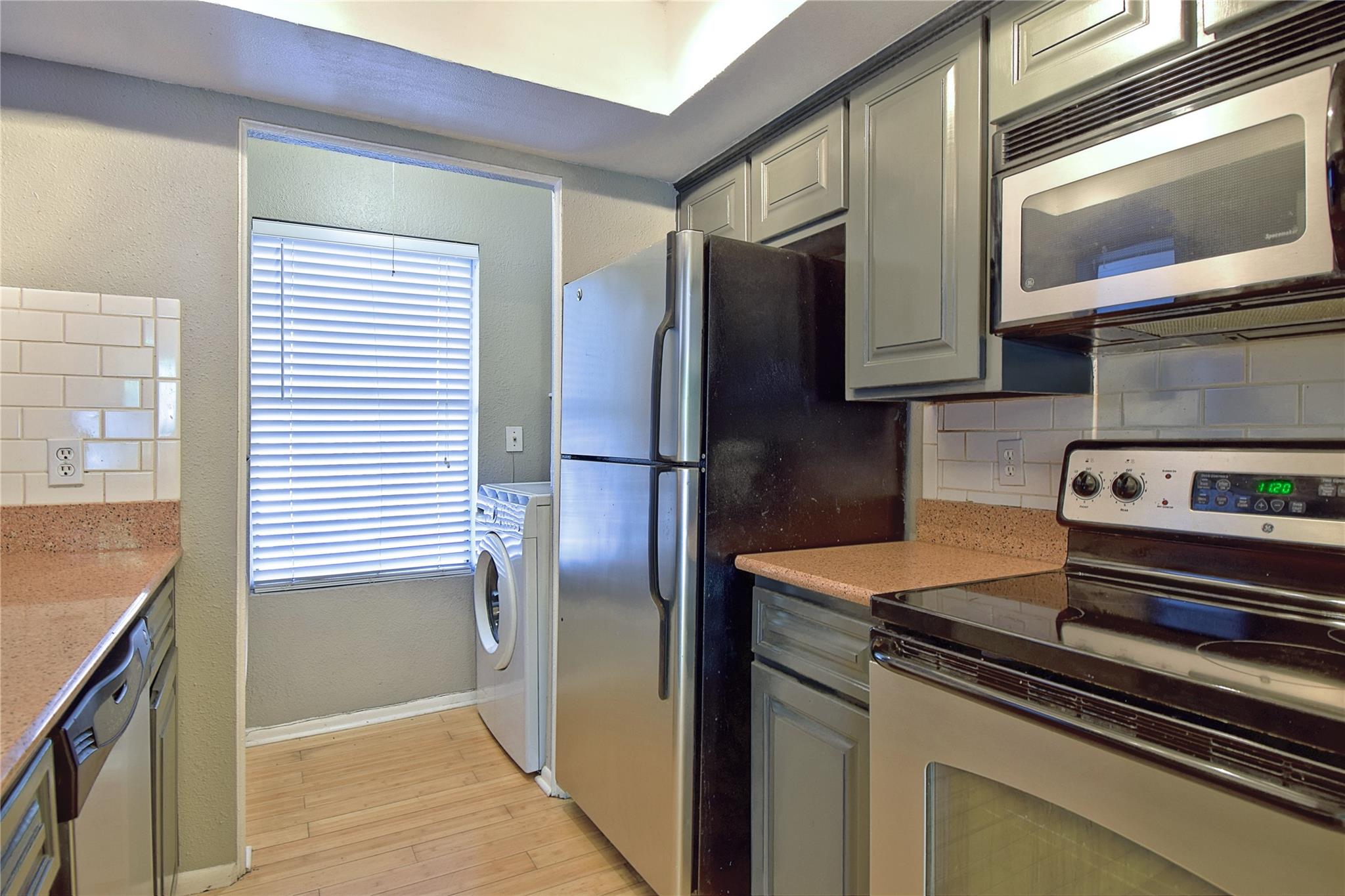 7635 Guadalupe St # 803, Austin, TX 78752