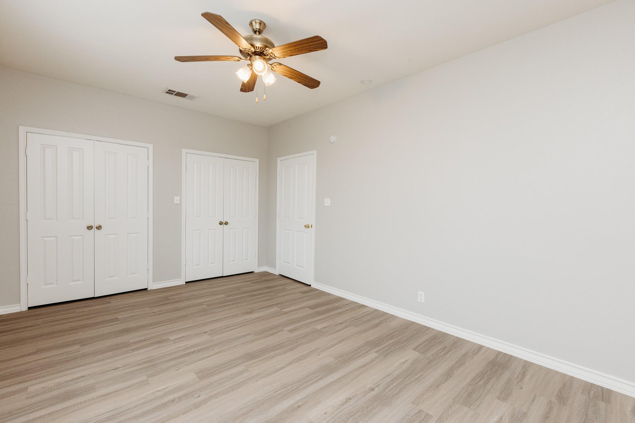 212 Sandstone Dr # H, Jarrell, TX 76537