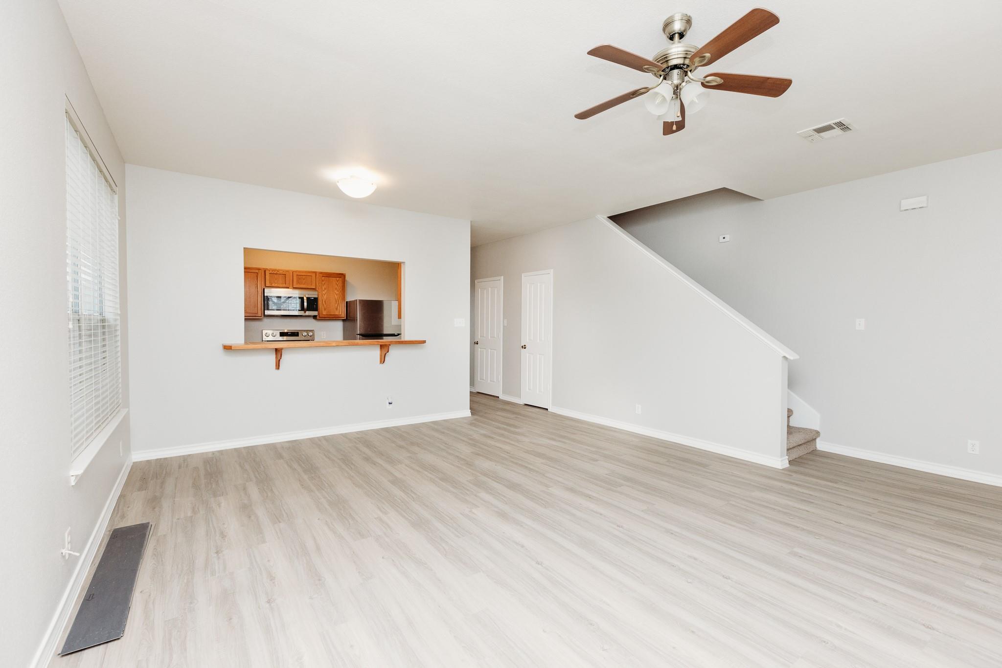 212 Sandstone Dr # H, Jarrell, TX 76537