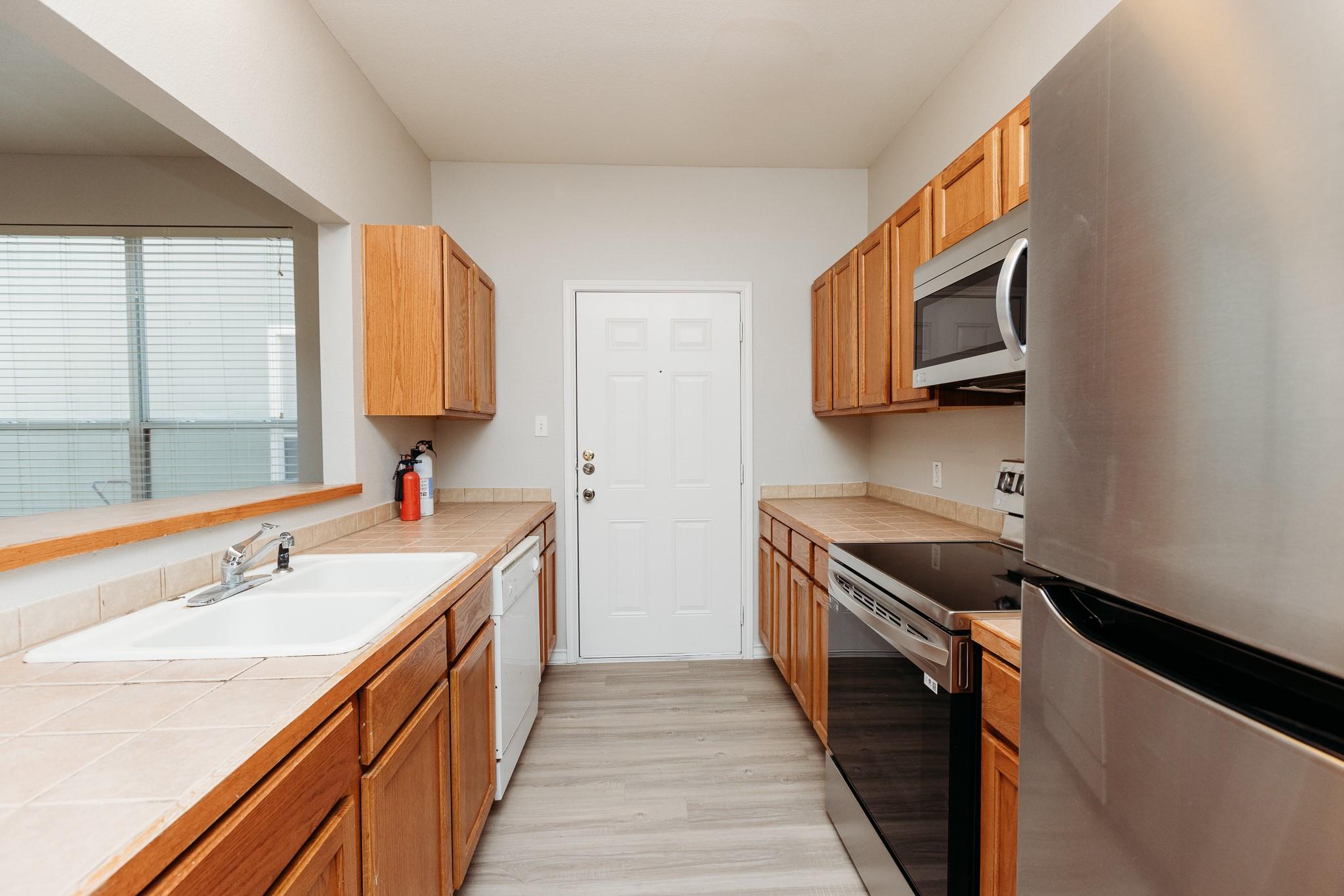 212 Sandstone Dr # H, Jarrell, TX 76537