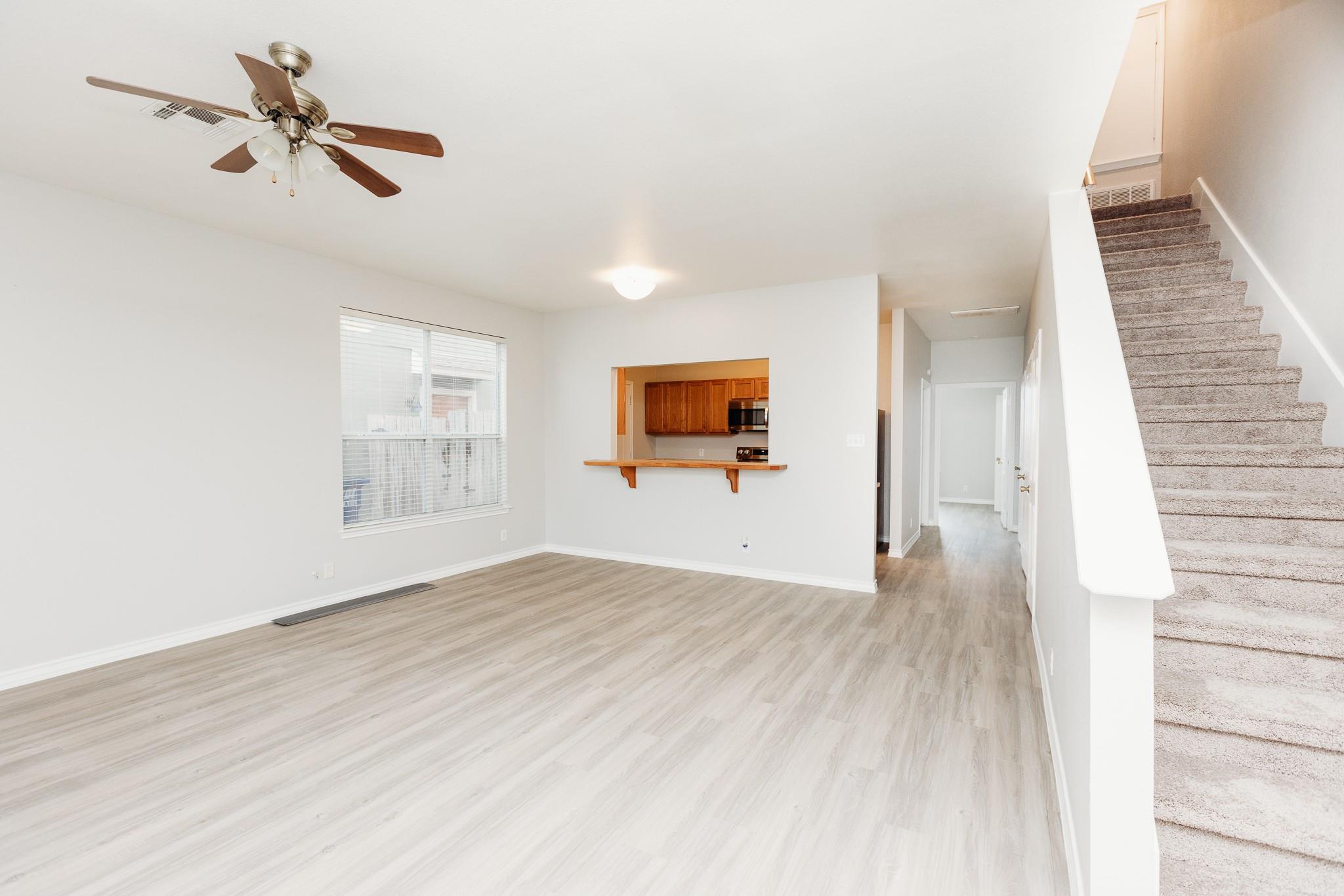 212 Sandstone Dr # H, Jarrell, TX 76537