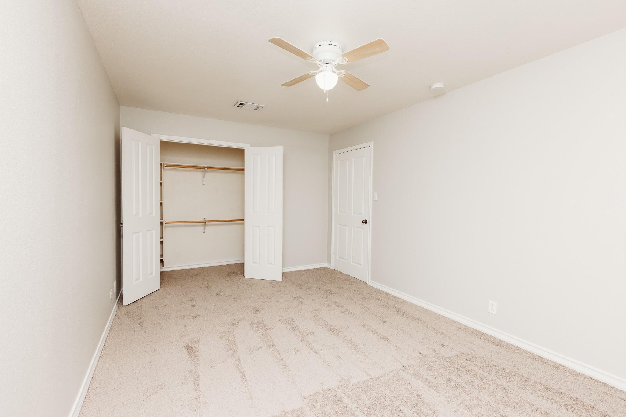 212 Sandstone Dr # H, Jarrell, TX 76537