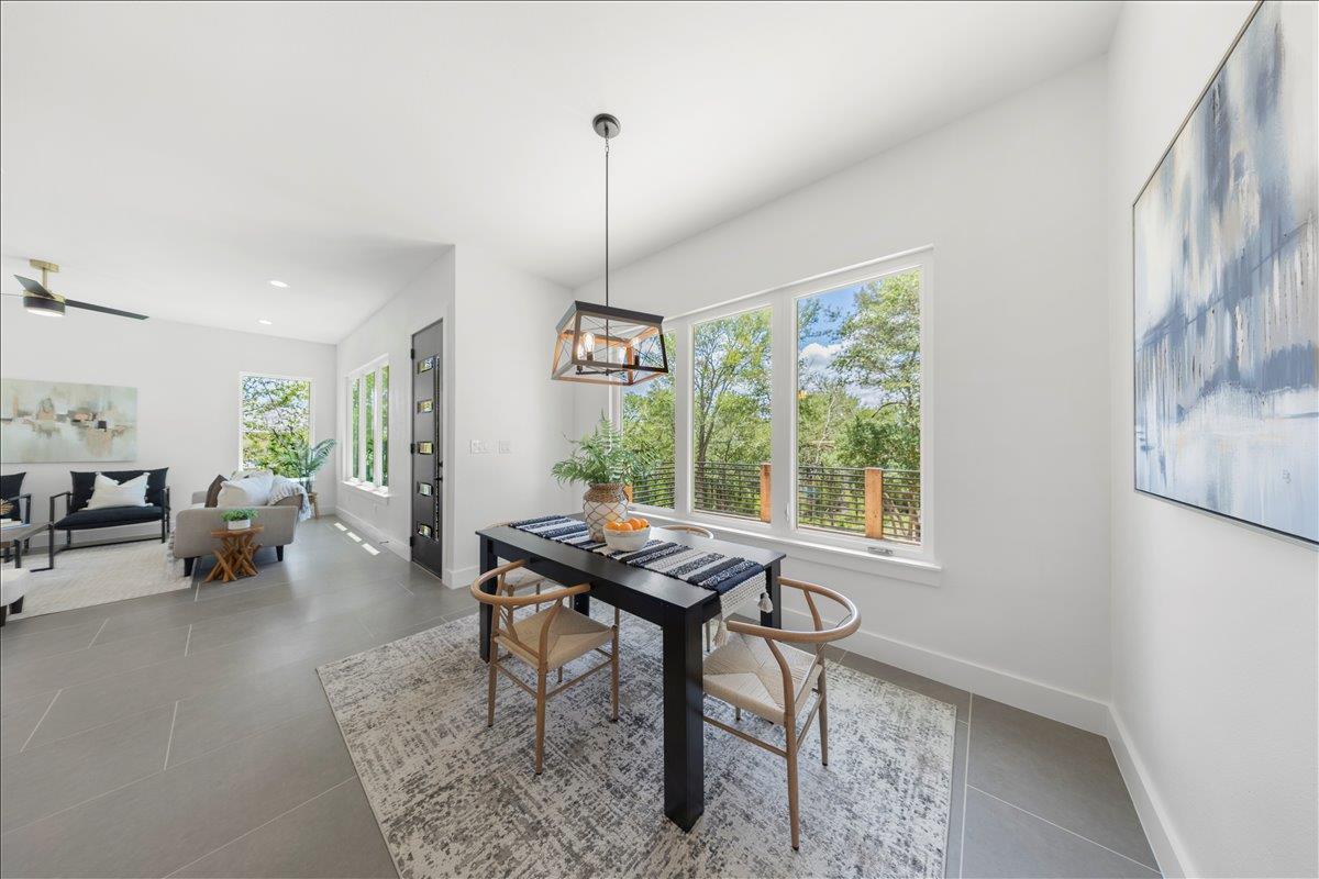 110 Diamond Head Dr, Bastrop, TX 78602