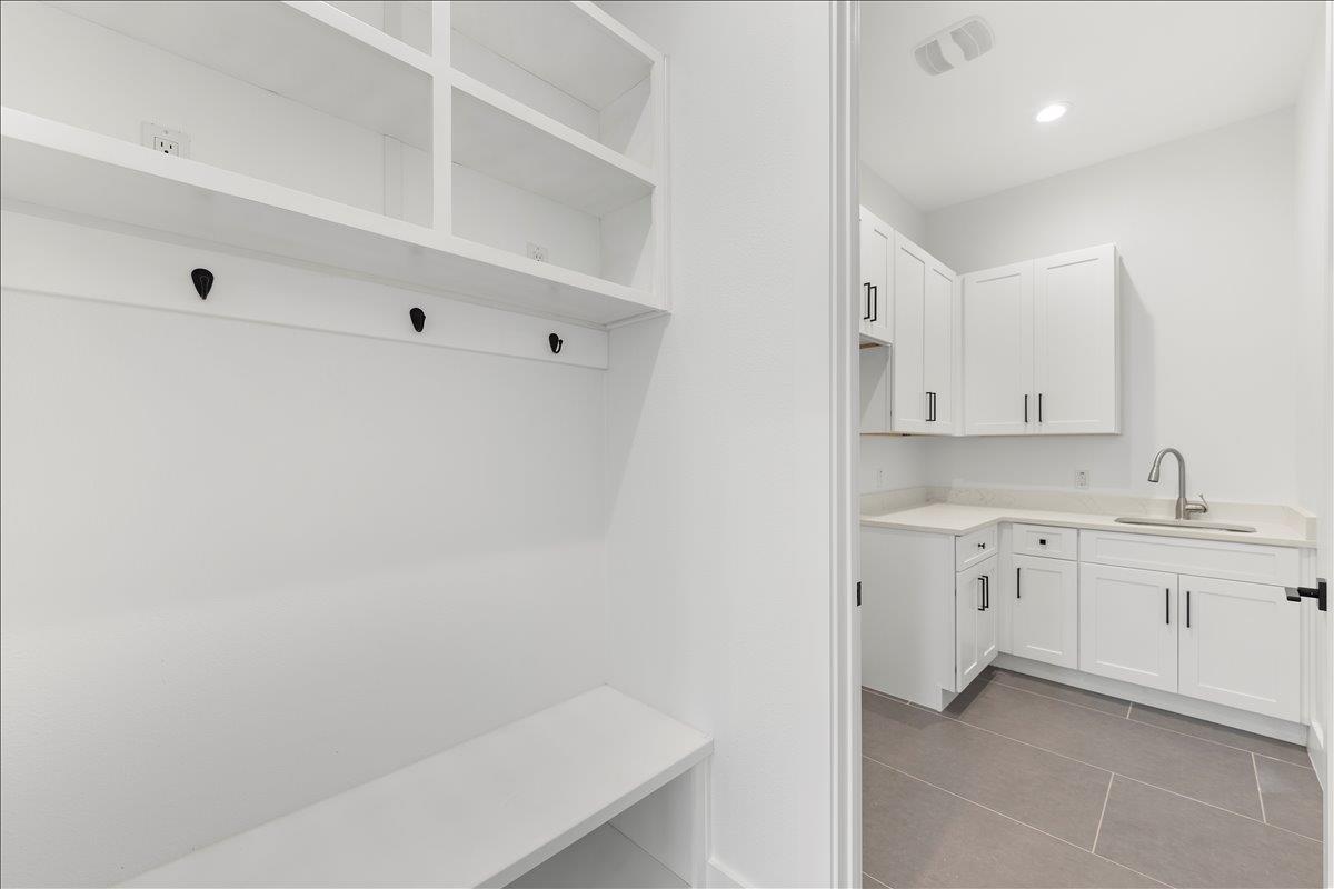 110 Diamond Head Dr, Bastrop, TX 78602