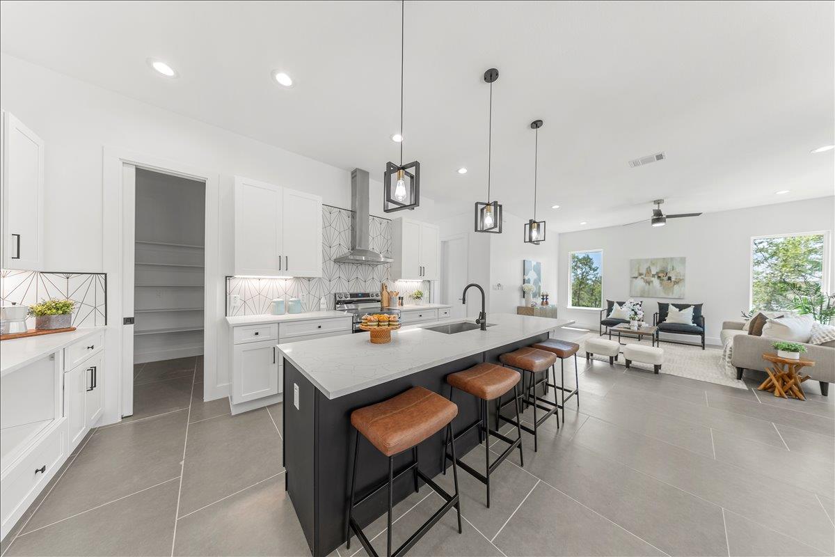 110 Diamond Head Dr, Bastrop, TX 78602