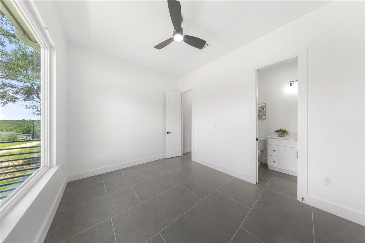 110 Diamond Head Dr, Bastrop, TX 78602