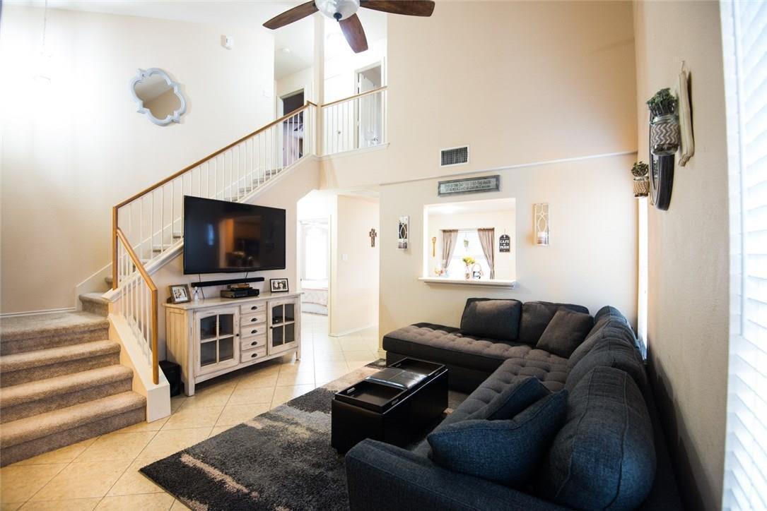 1007 Whitley Dr, Leander, TX 78641