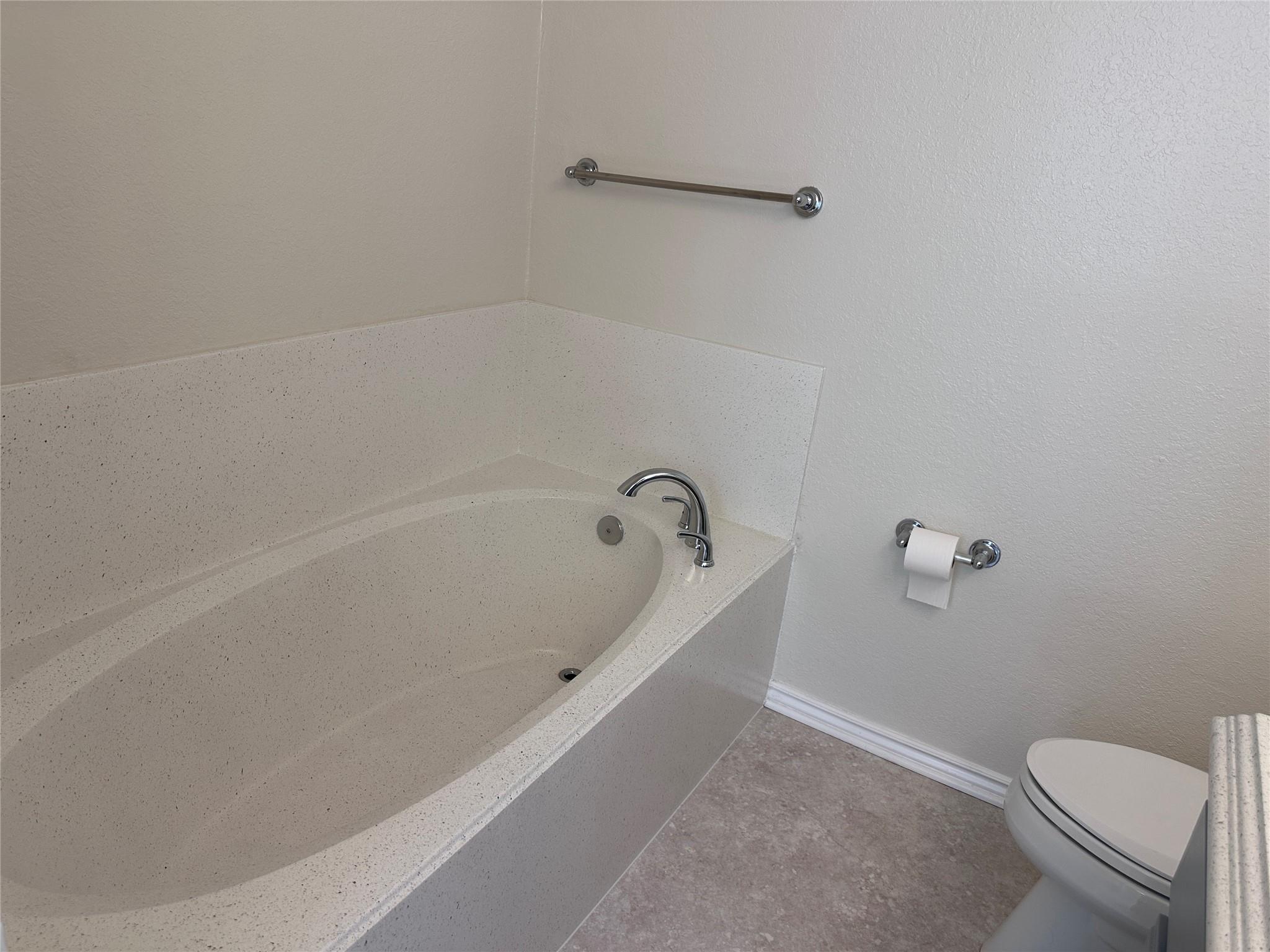 109 Simpson Ave, Cedar Creek, TX 78612