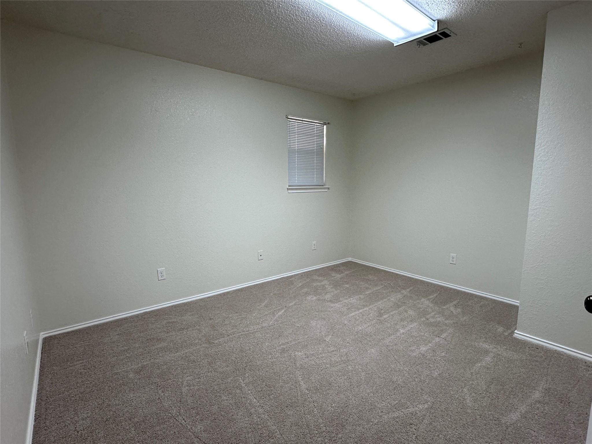 109 Simpson Ave, Cedar Creek, TX 78612