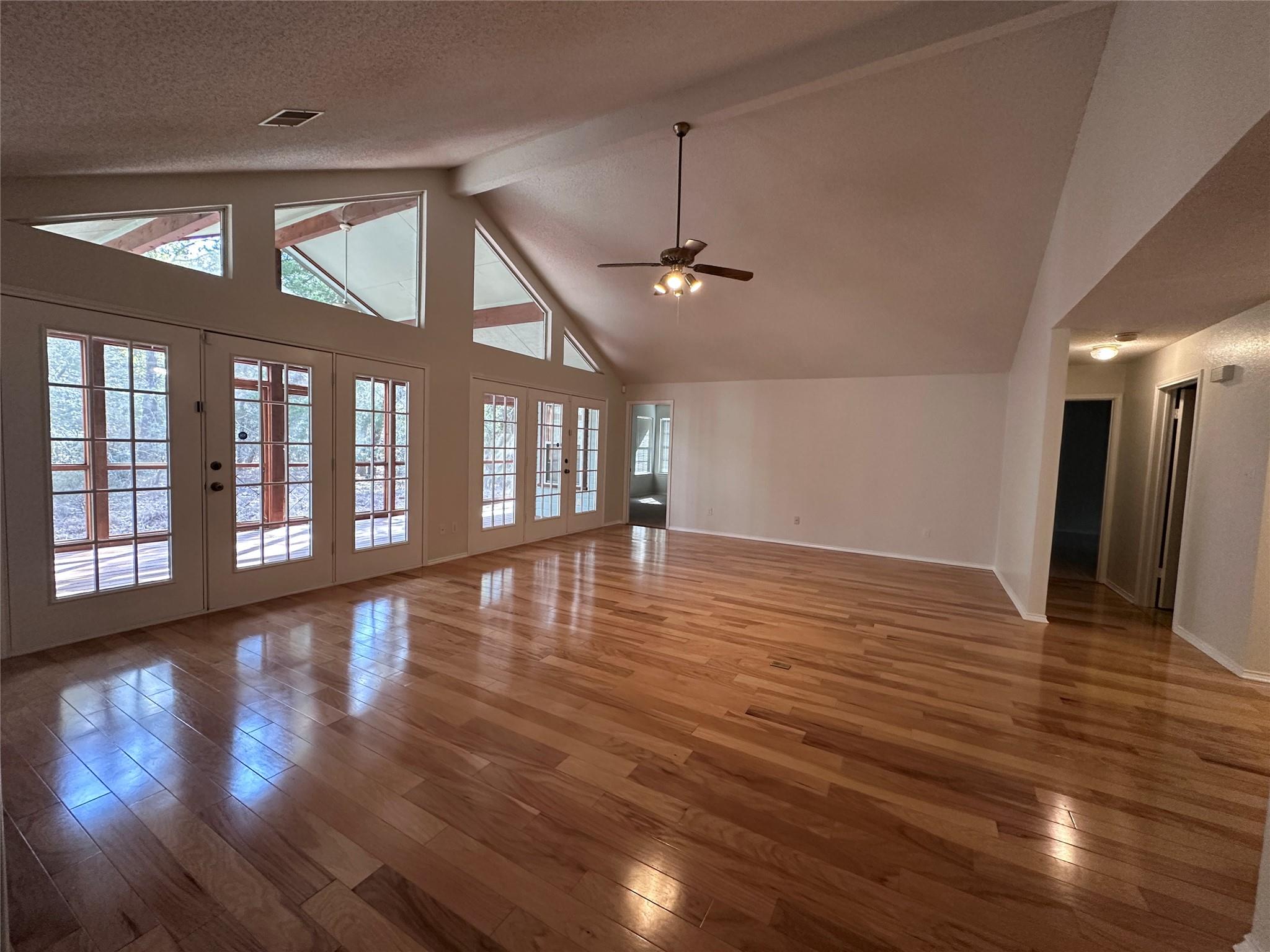 109 Simpson Ave, Cedar Creek, TX 78612