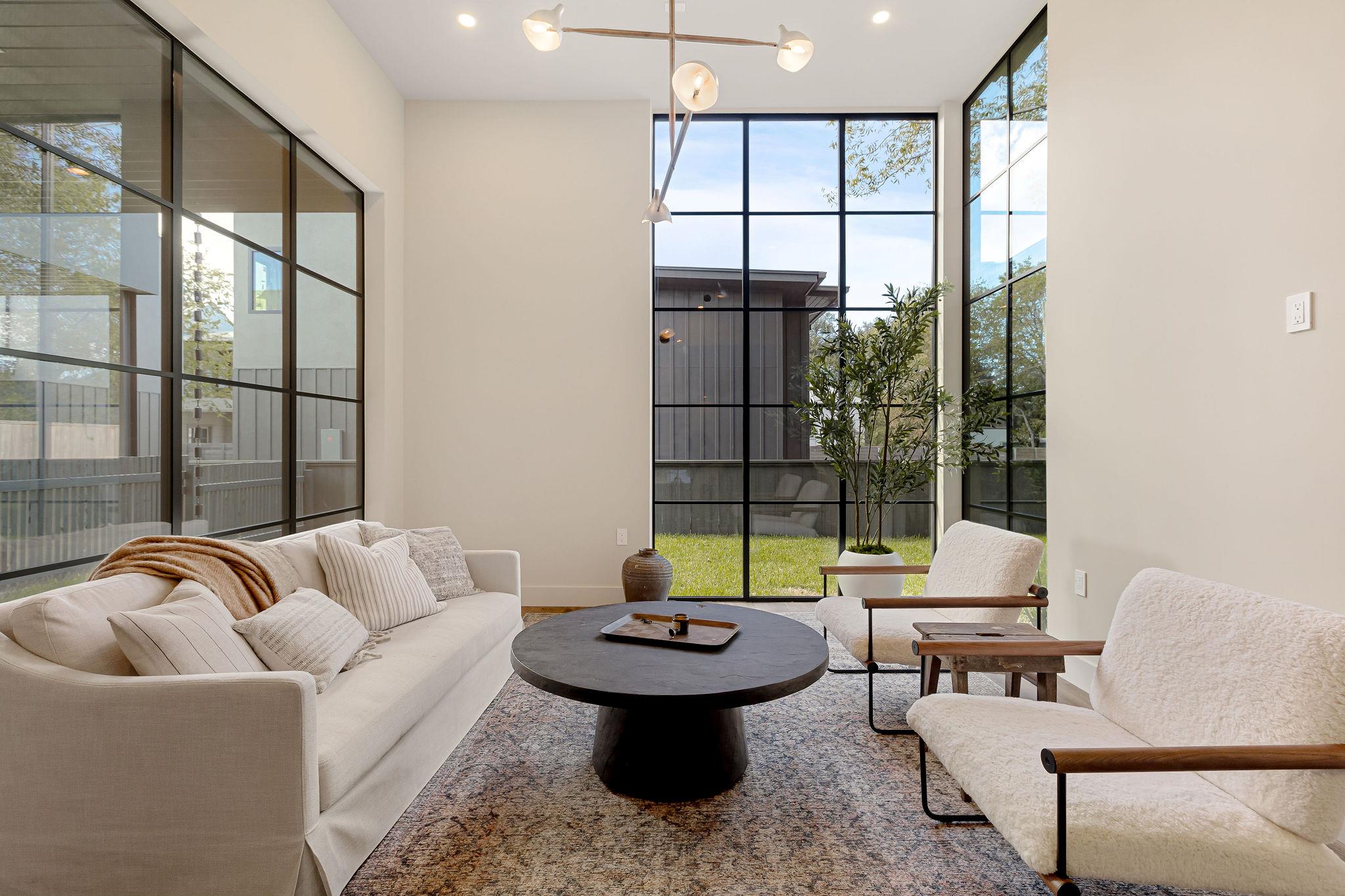 4412 Banister Ln # 2, Austin, TX 78745