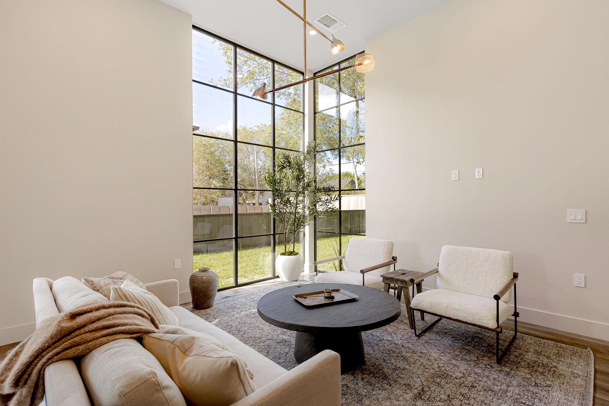 4412 Banister Ln # 2, Austin, TX 78745