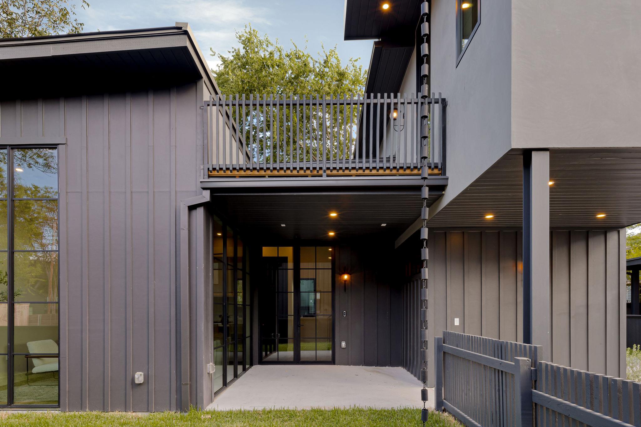 4412 Banister Ln # 2, Austin, TX 78745