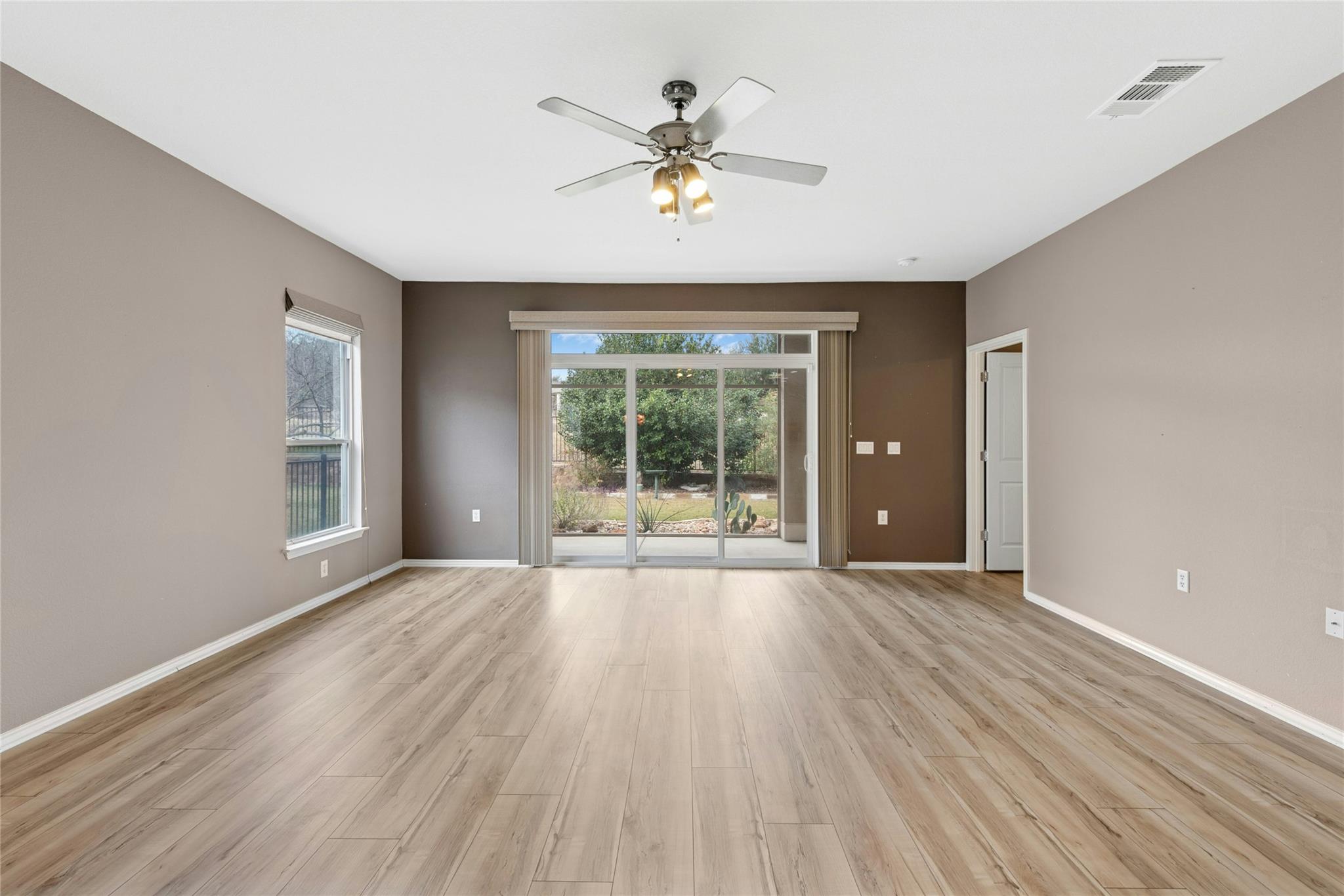 219 Monument Hill Trl, Georgetown, TX 78633