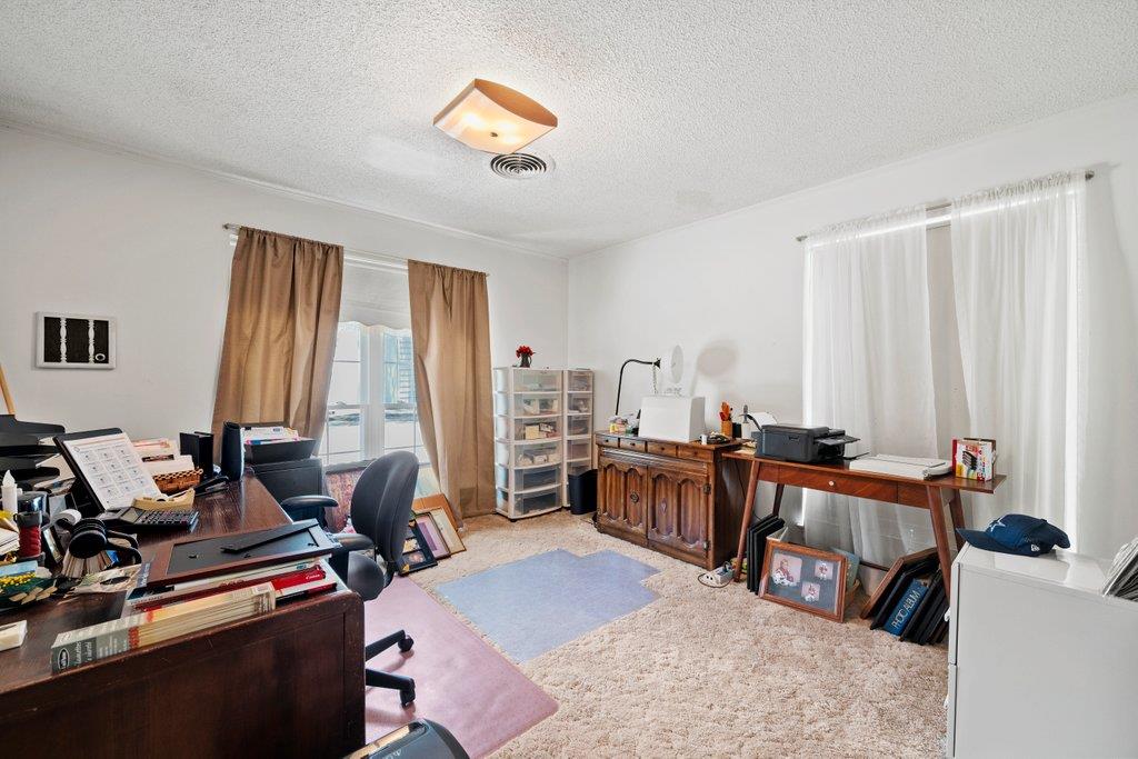 699 Floral Ave, New Braunfels, TX 78130