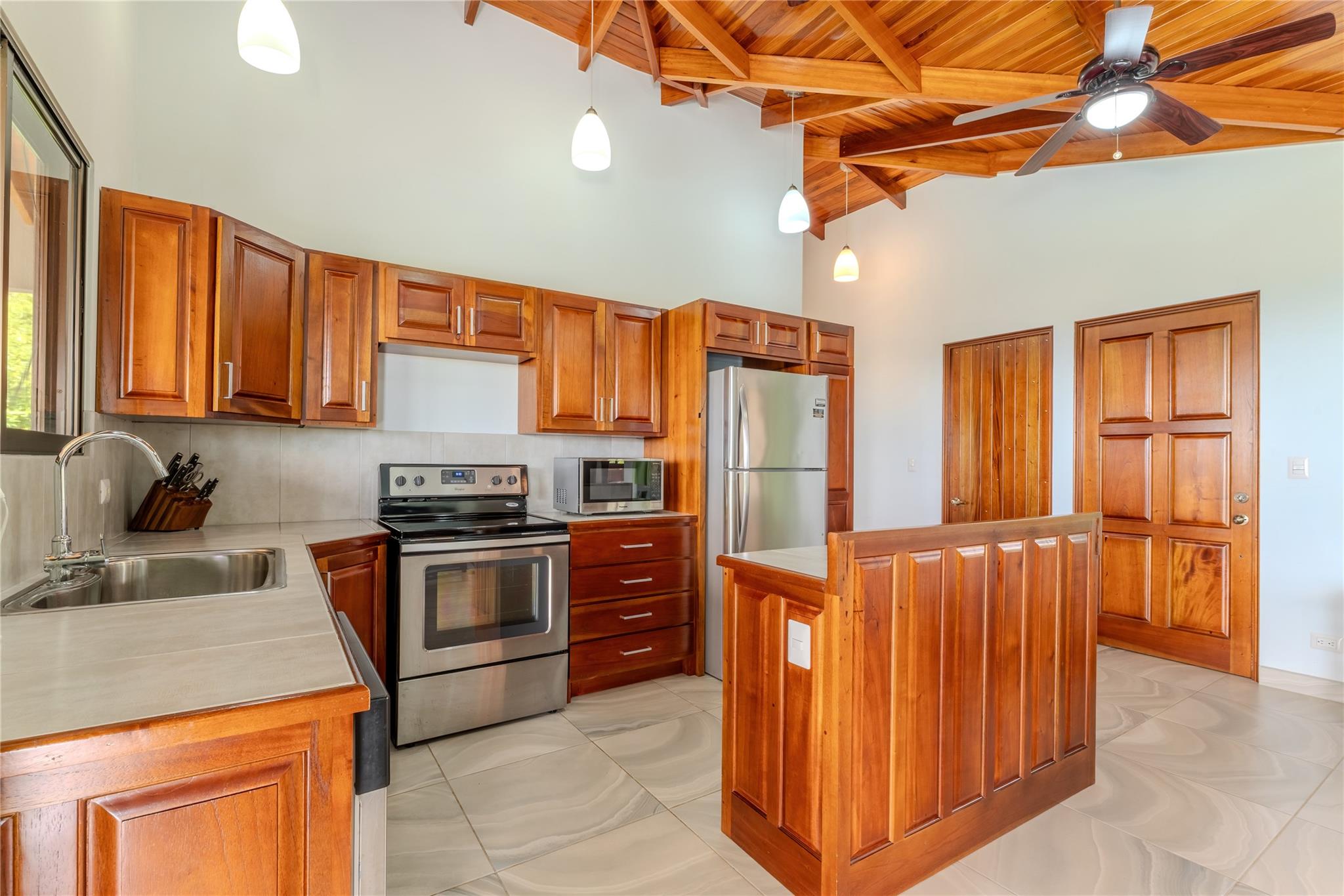 Casa Jean Window of the Soul, Out of State 60501