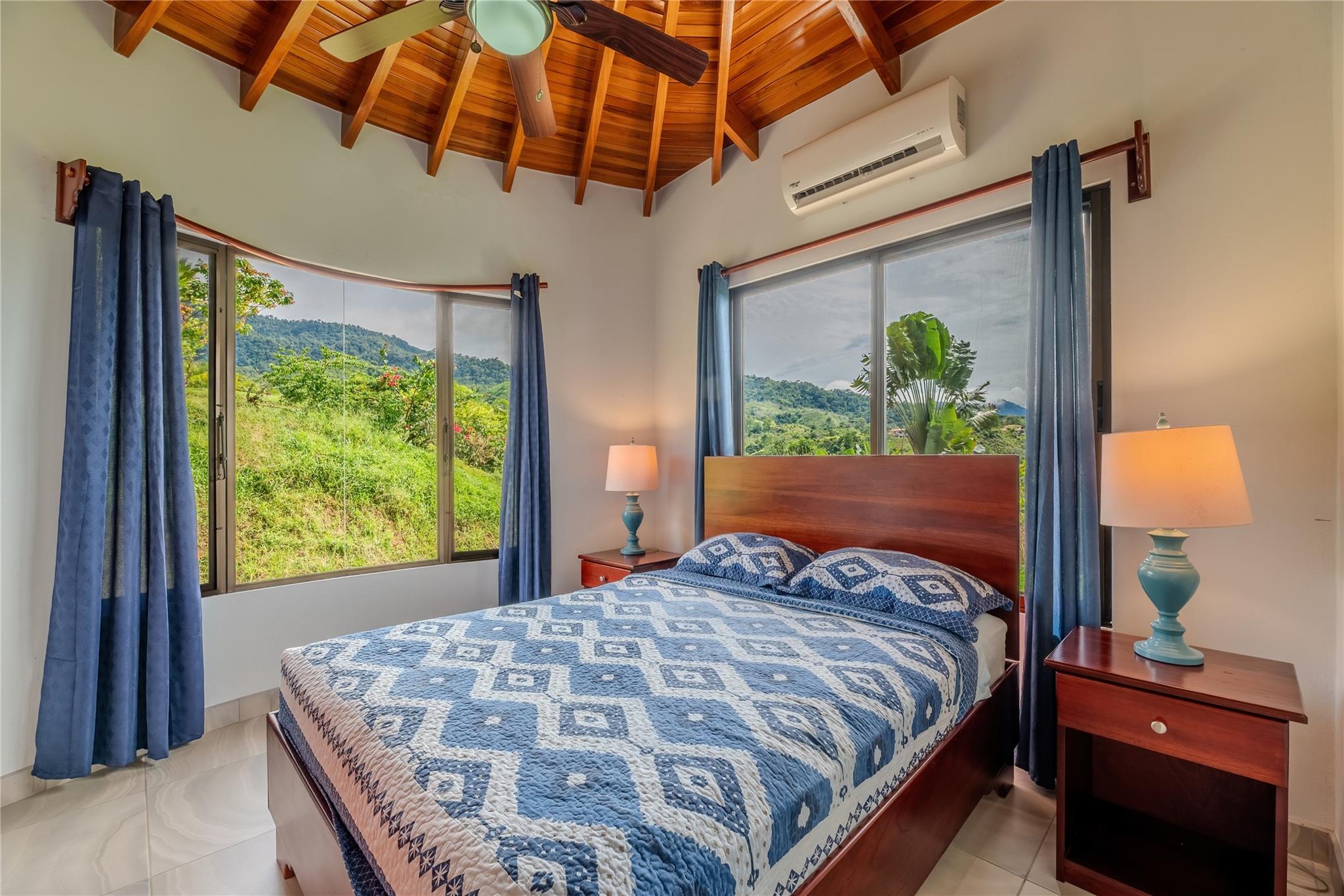 Casa Jean Window of the Soul, Out of State 60501