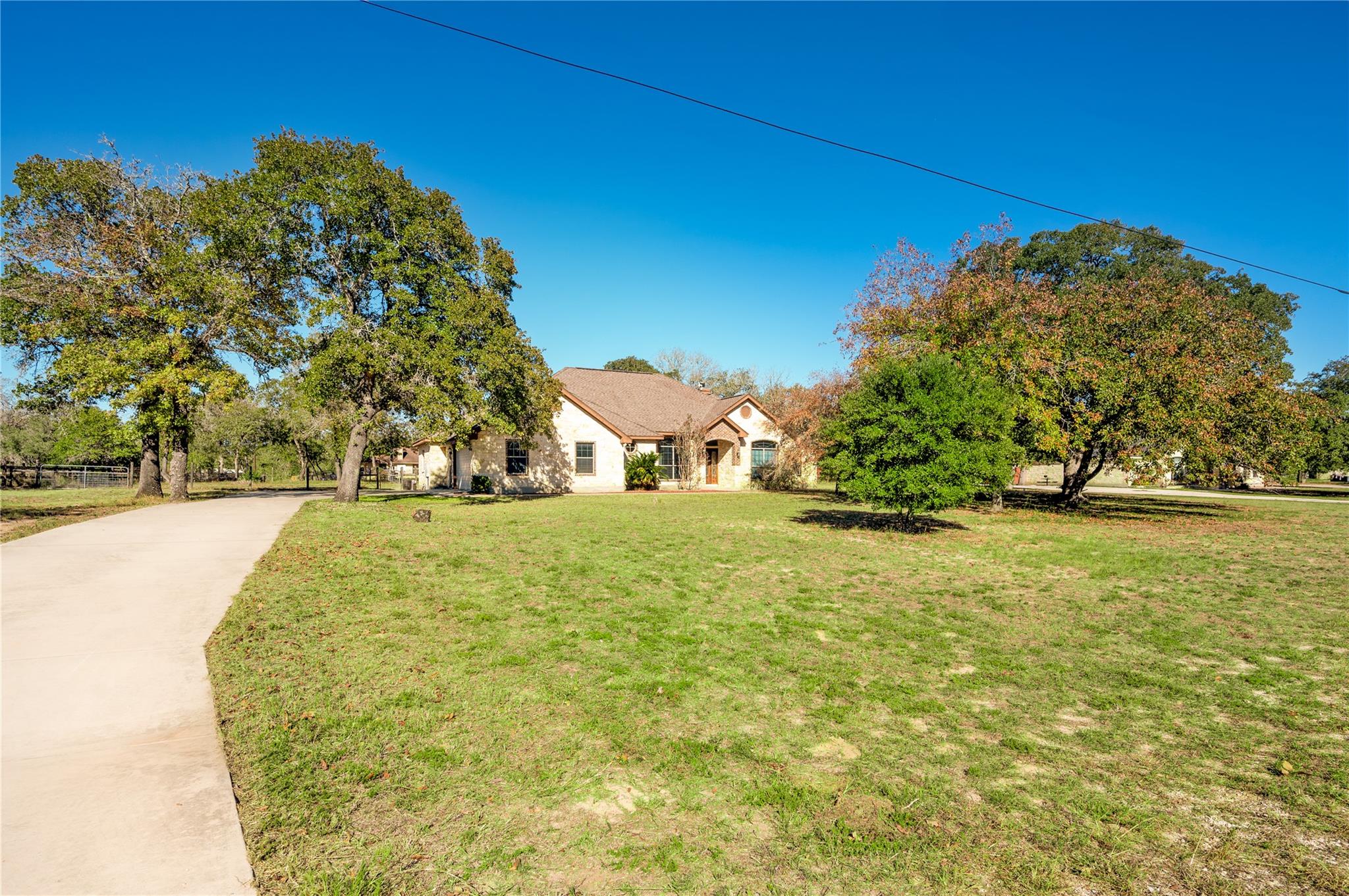 455 Rose Blossom Loop, La Vernia, TX 78121