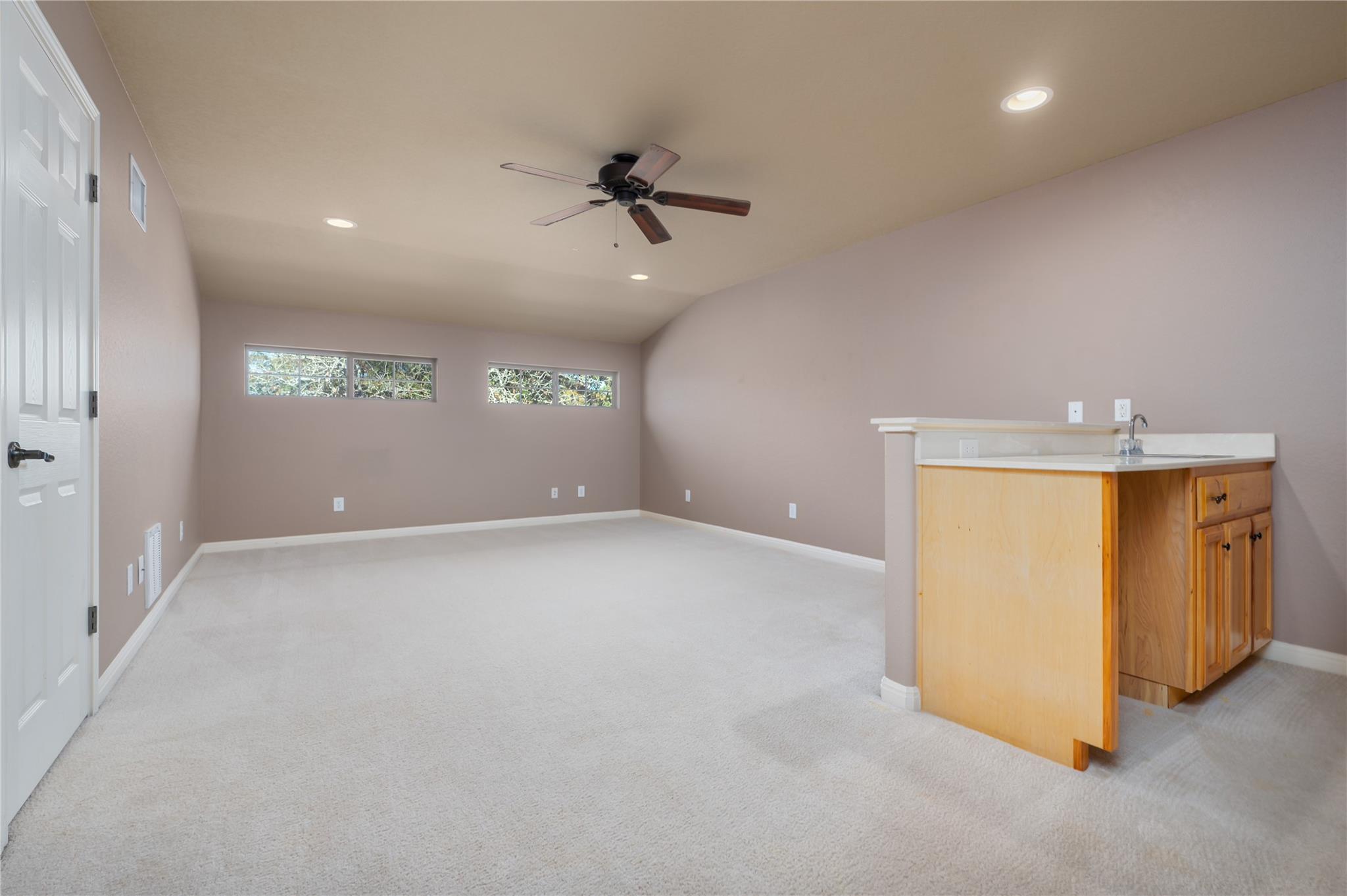 455 Rose Blossom Loop, La Vernia, TX 78121