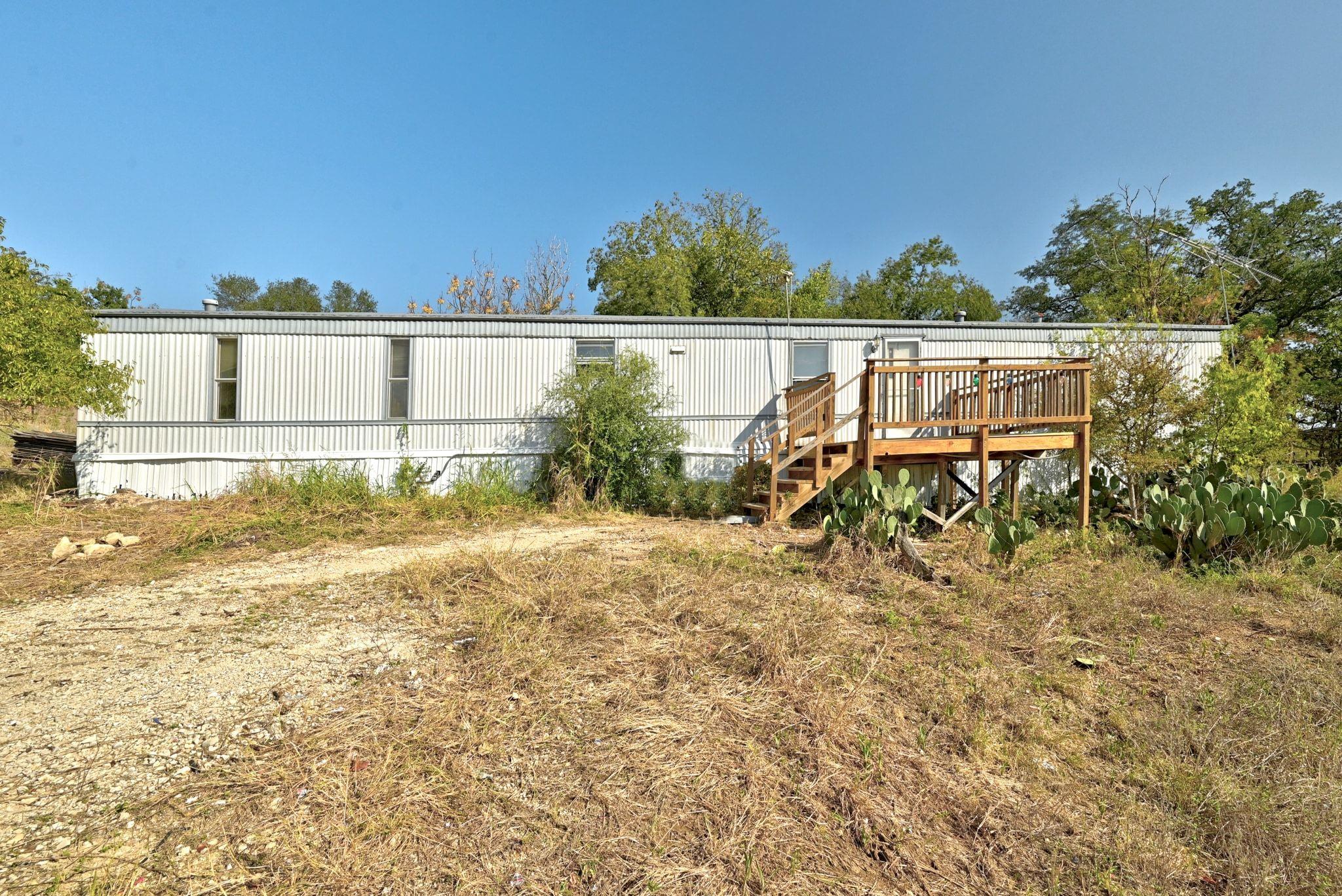 351 Oak Mdws, San Marcos, TX 78666