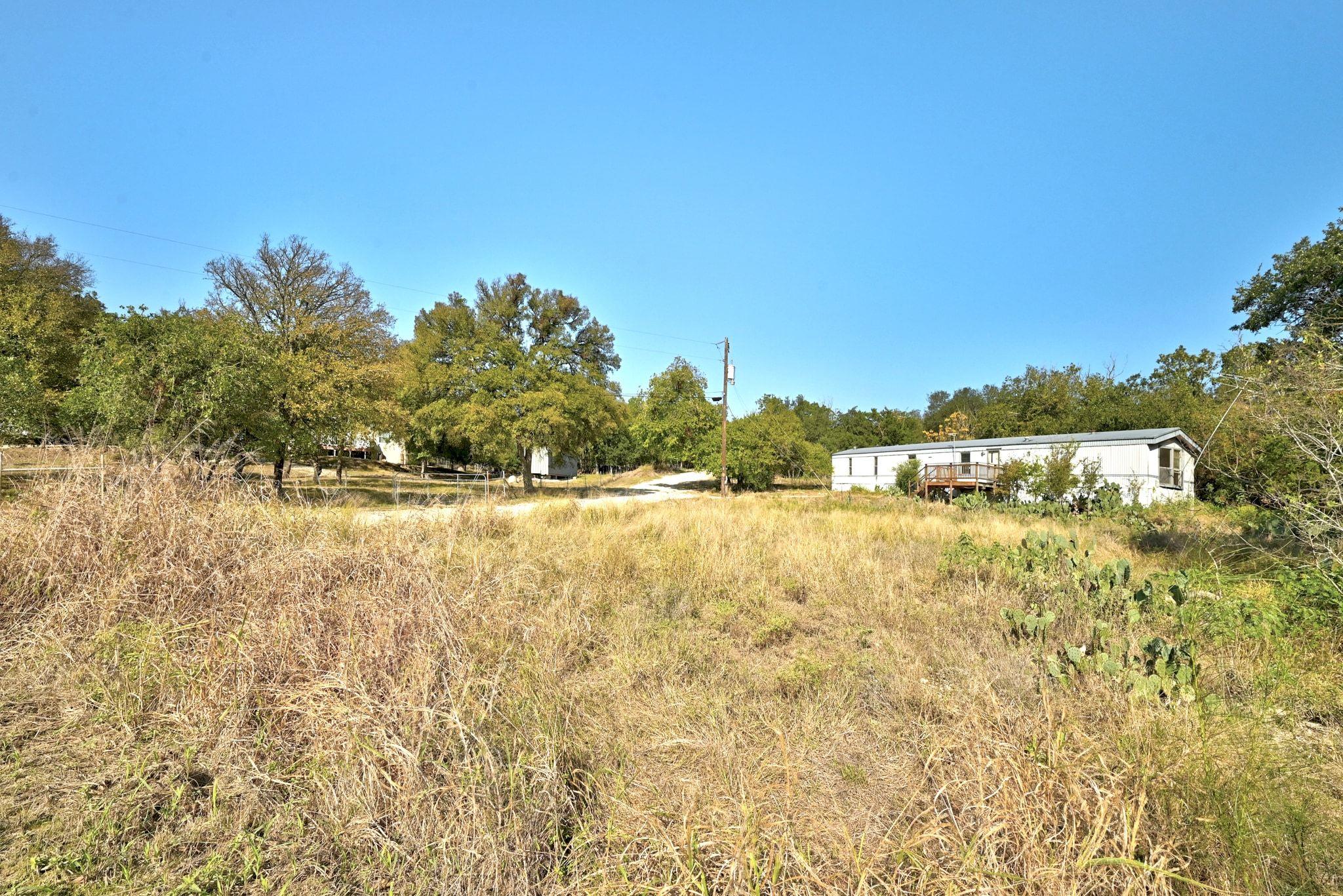 351 Oak Mdws, San Marcos, TX 78666