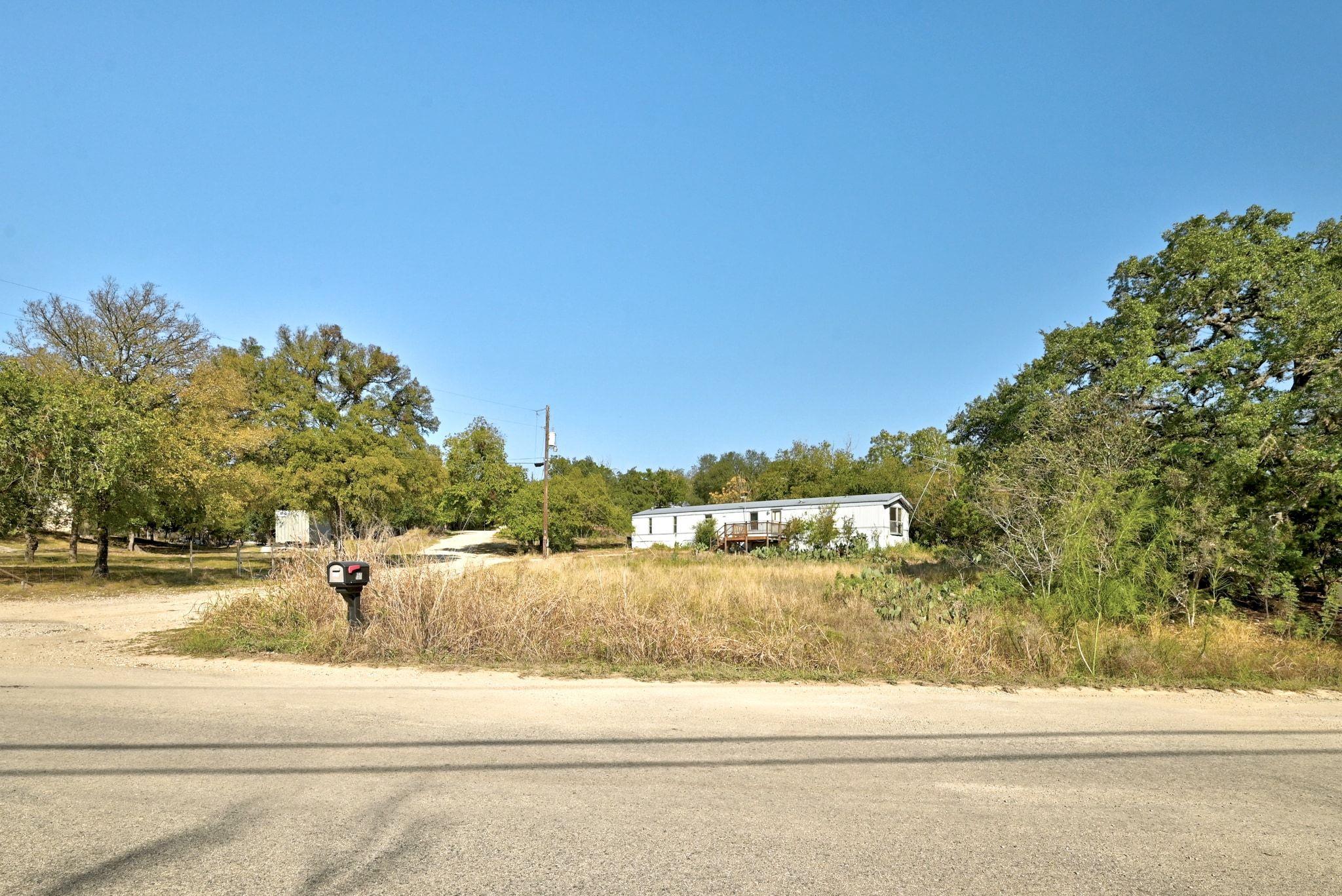 351 Oak Mdws, San Marcos, TX 78666