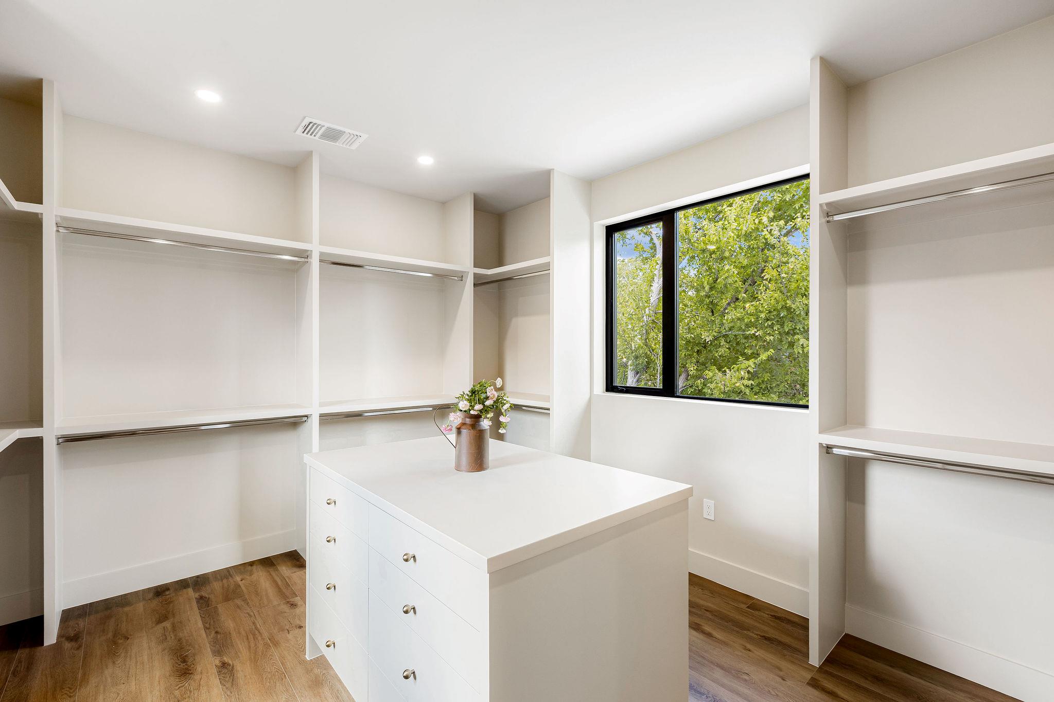 4412 Banister Ln # 1, Austin, TX 78745