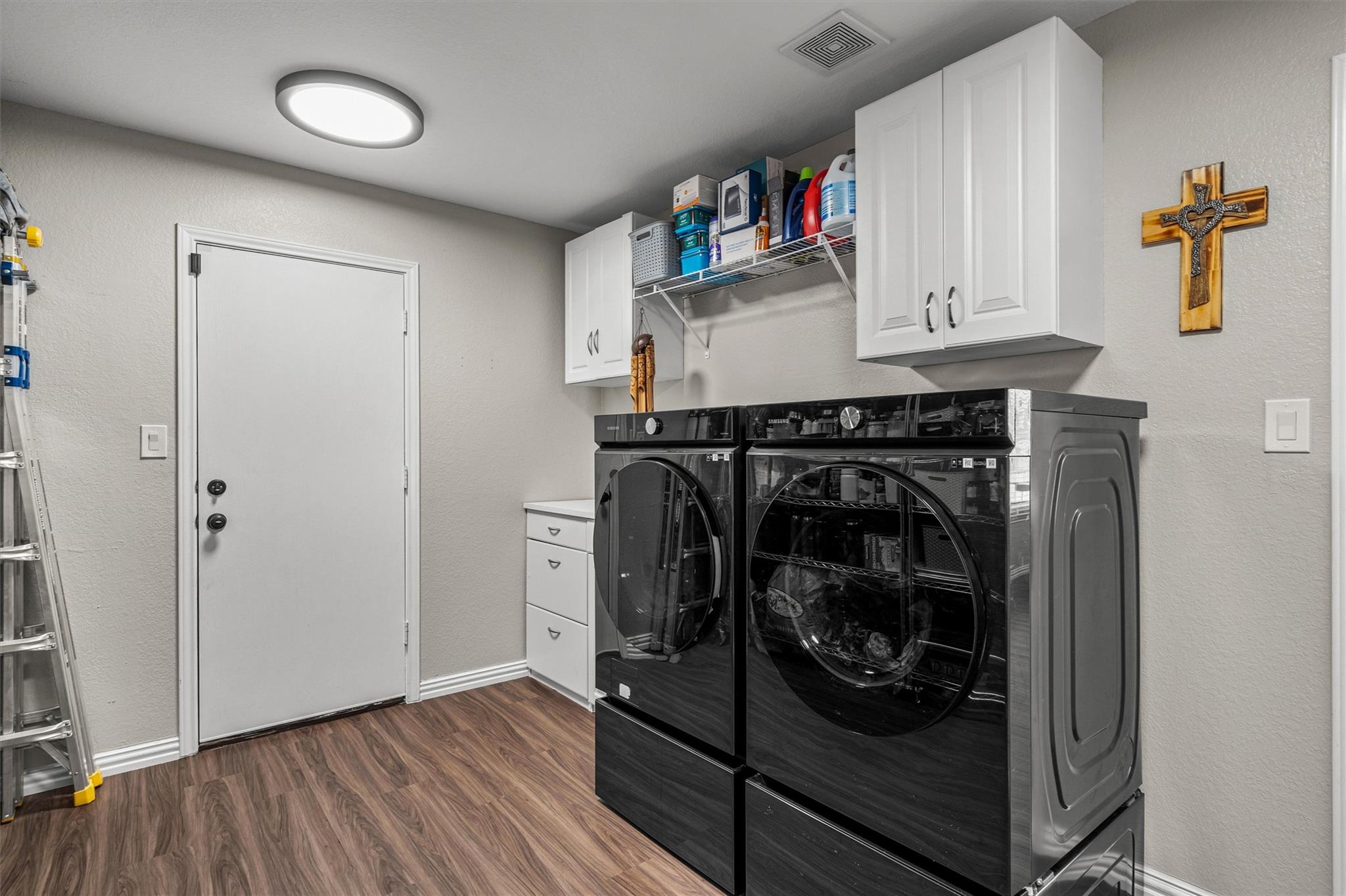 19629 San Chisolm Dr, Round Rock, TX 78664