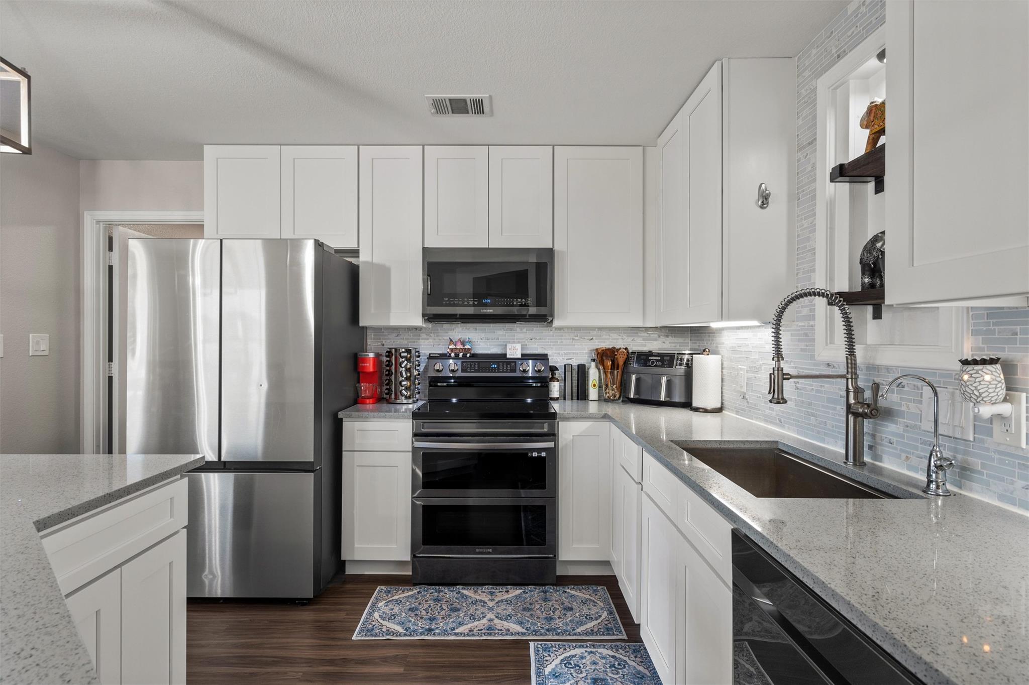 19629 San Chisolm Dr, Round Rock, TX 78664