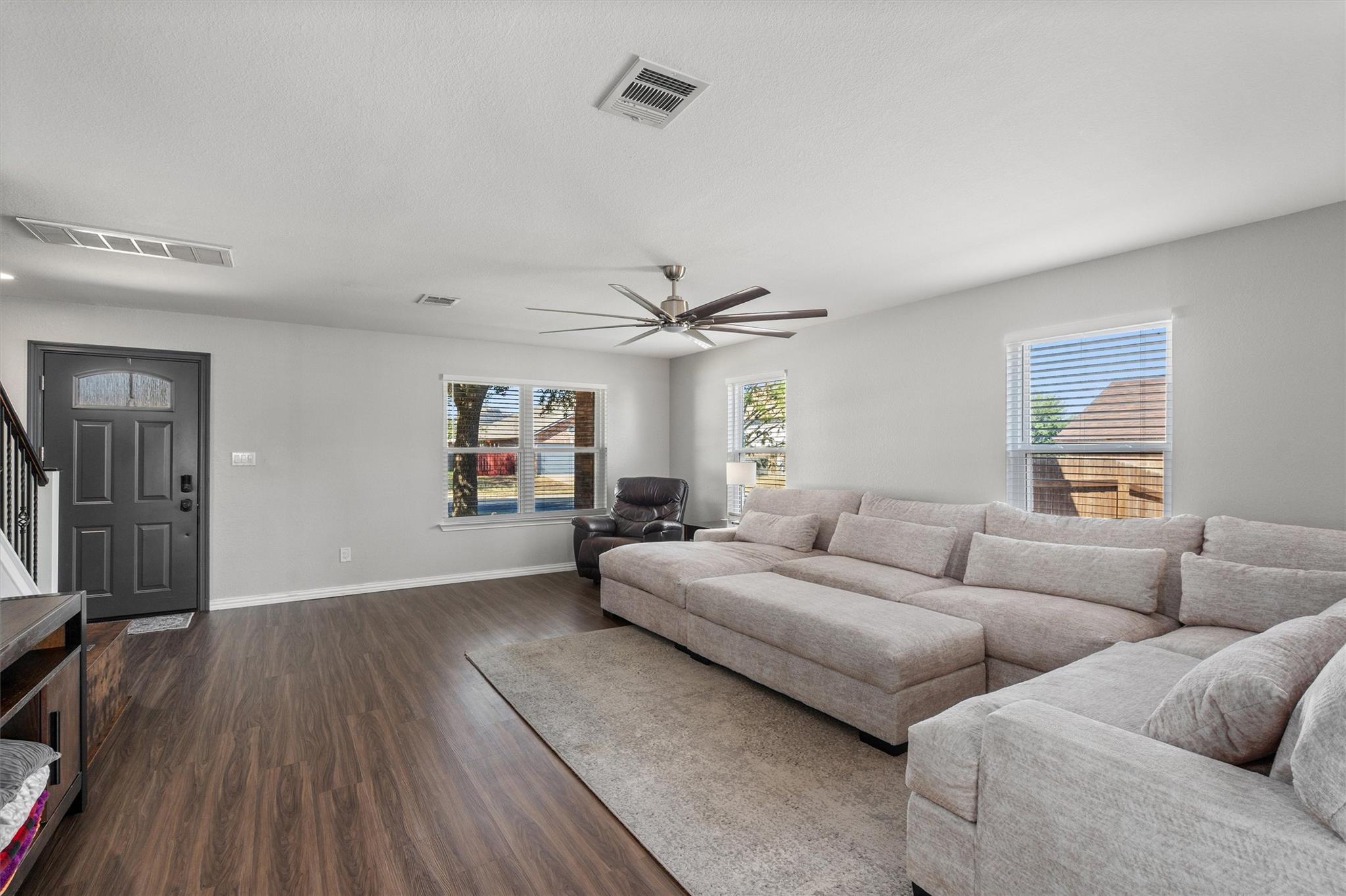 19629 San Chisolm Dr, Round Rock, TX 78664