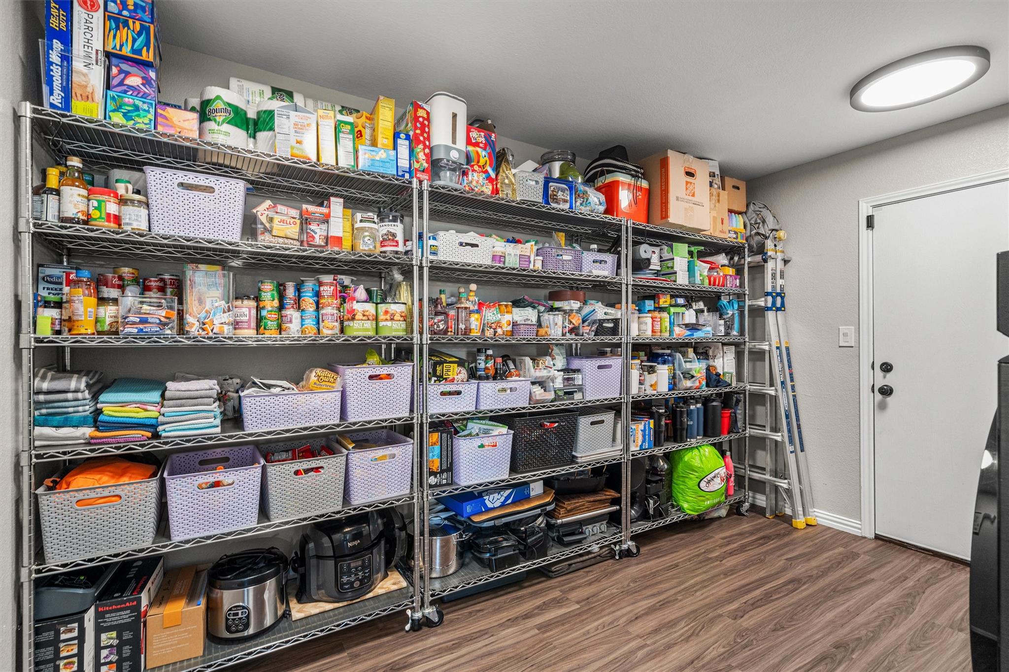 19629 San Chisolm Dr, Round Rock, TX 78664