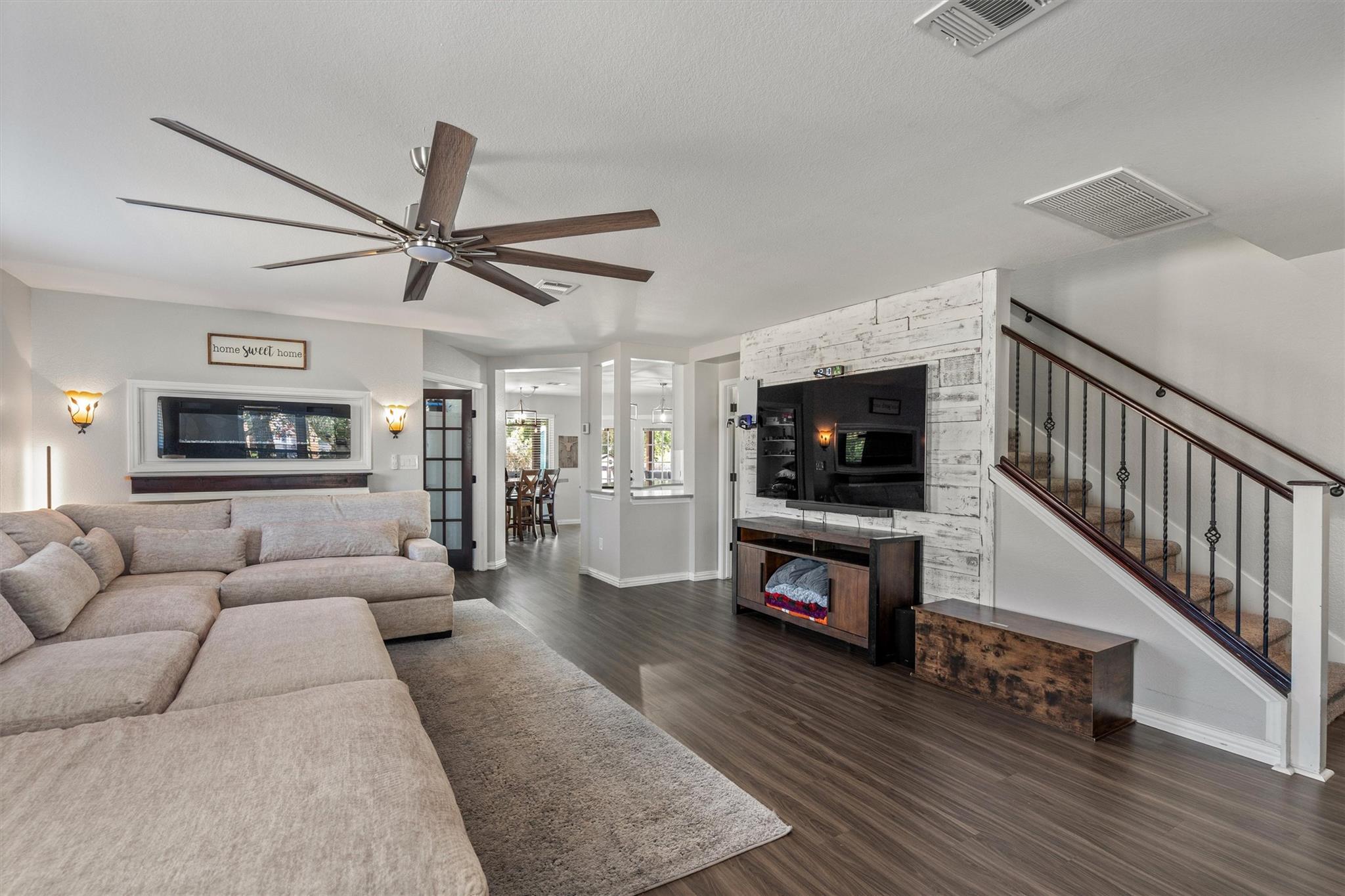 19629 San Chisolm Dr, Round Rock, TX 78664