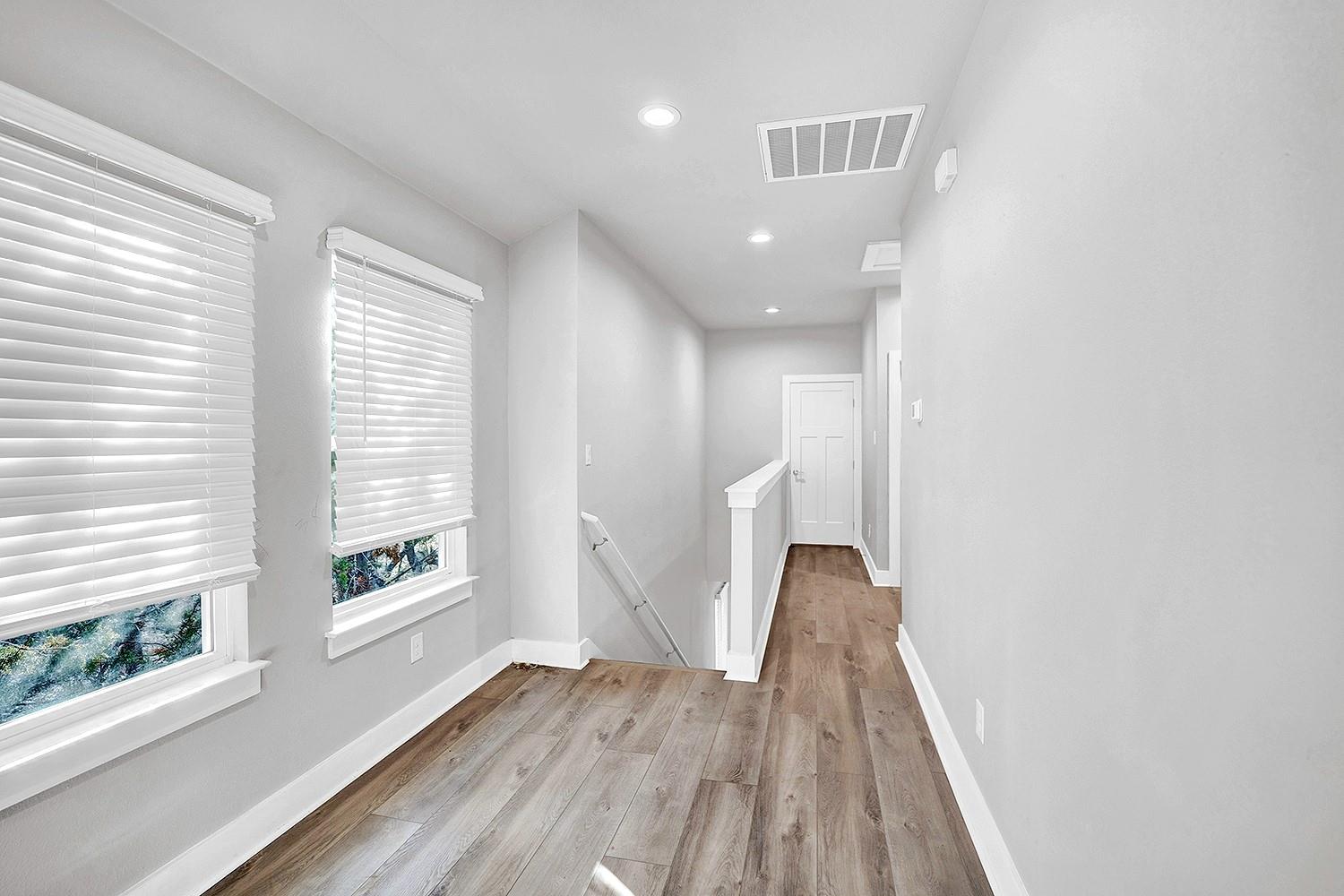 400 Shady Bluff Dr, Wimberley, TX 78676