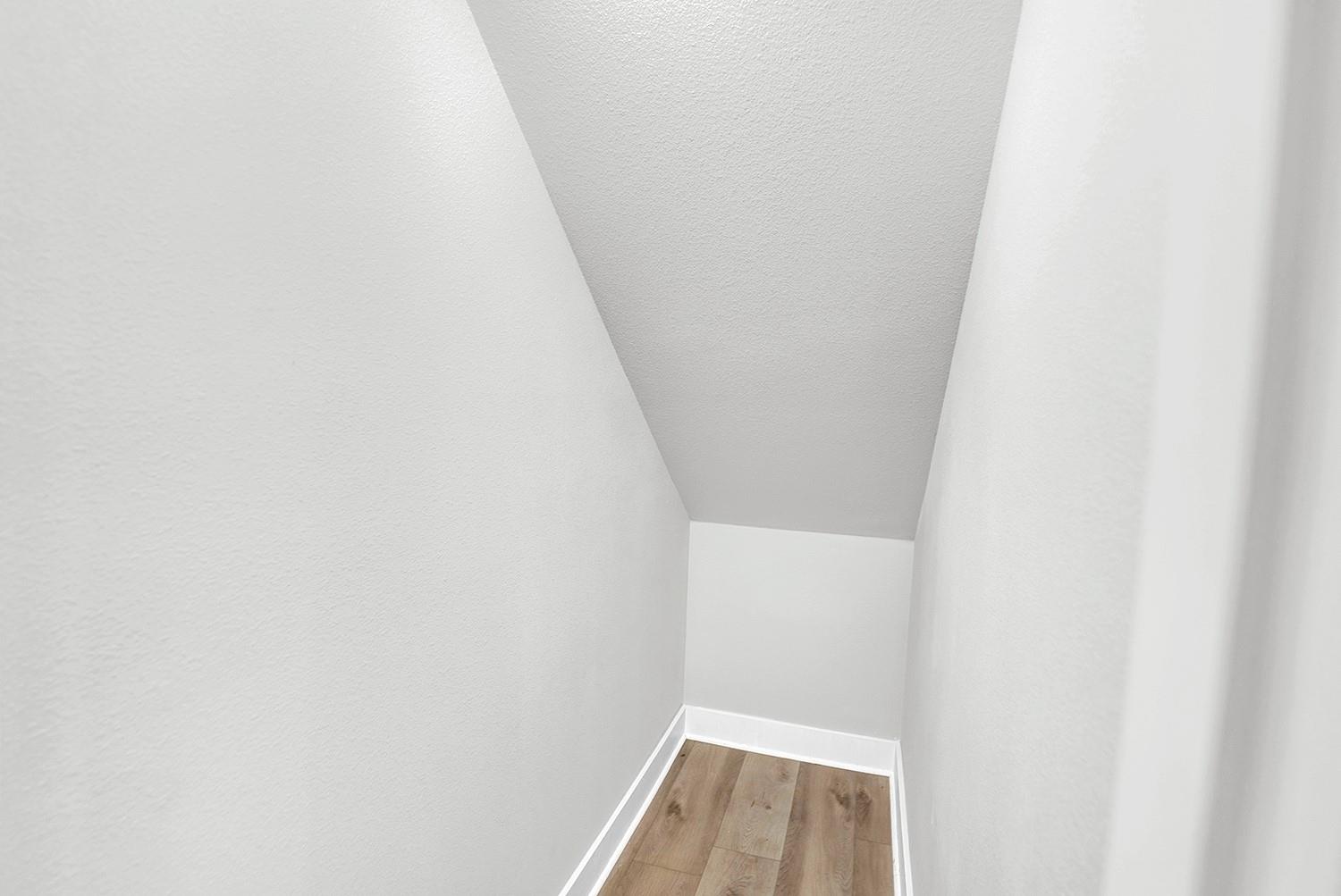 400 Shady Bluff Dr, Wimberley, TX 78676