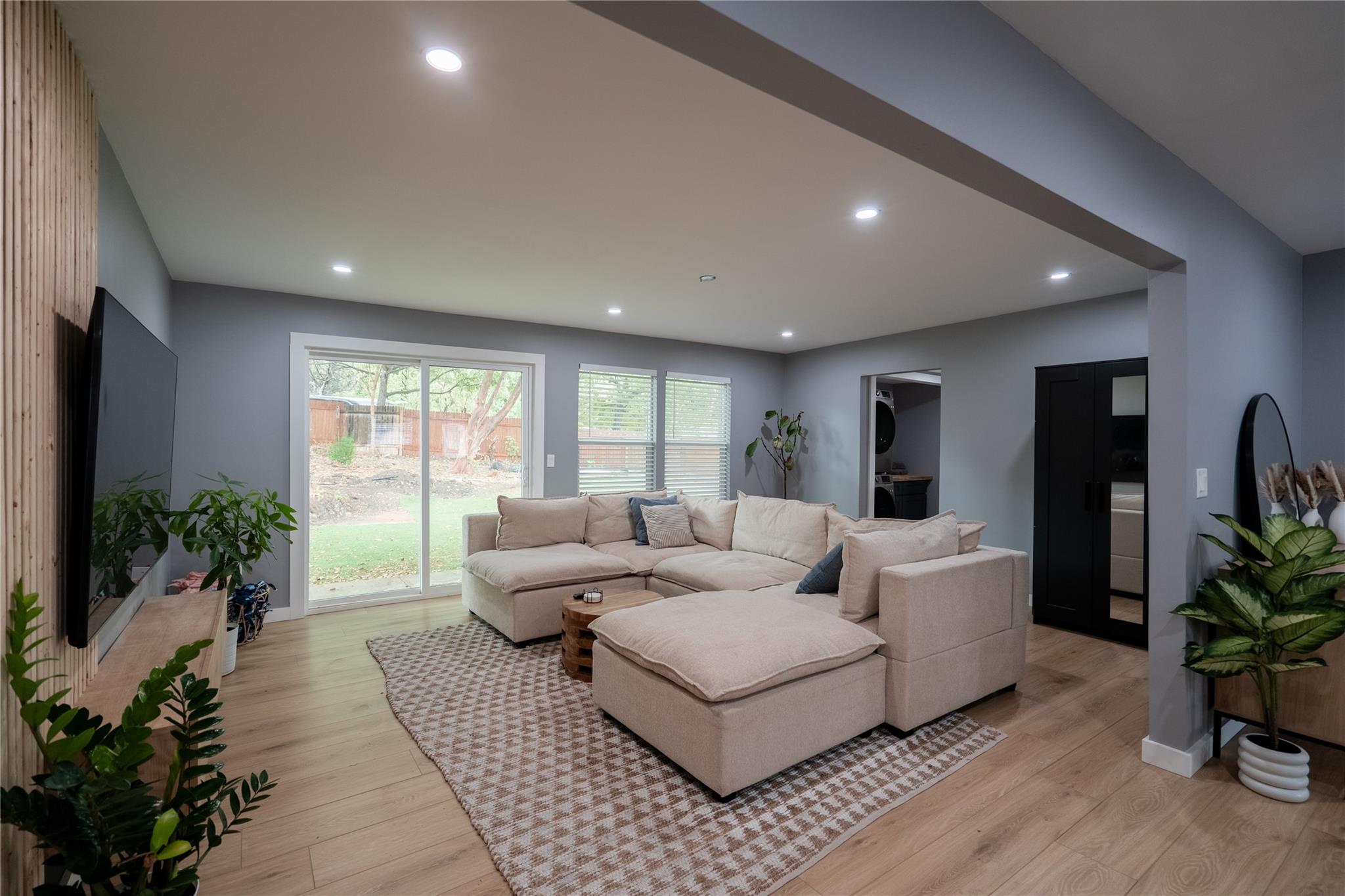 1712 Alleghany Dr, Austin, TX 78741