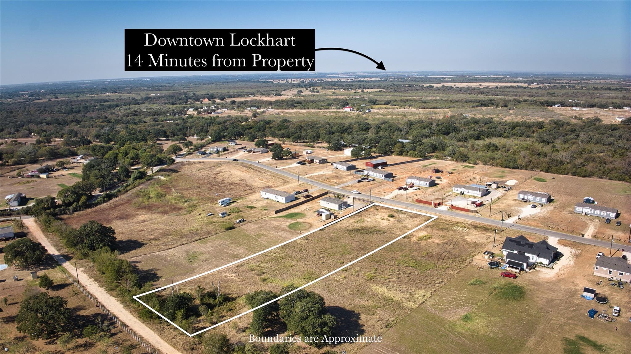 300 Casen St, Dale, TX 78616