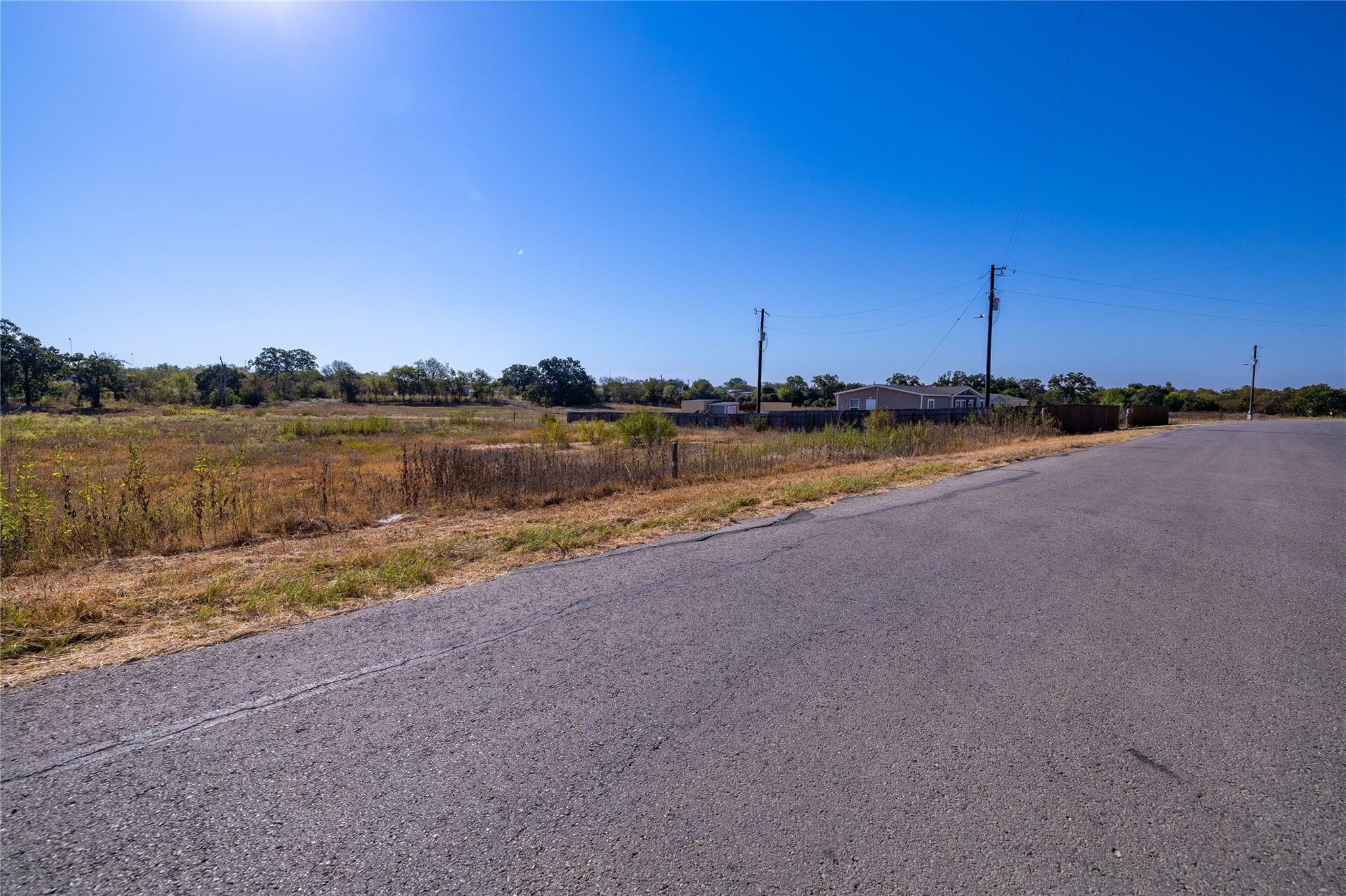 300 Casen St, Dale, TX 78616