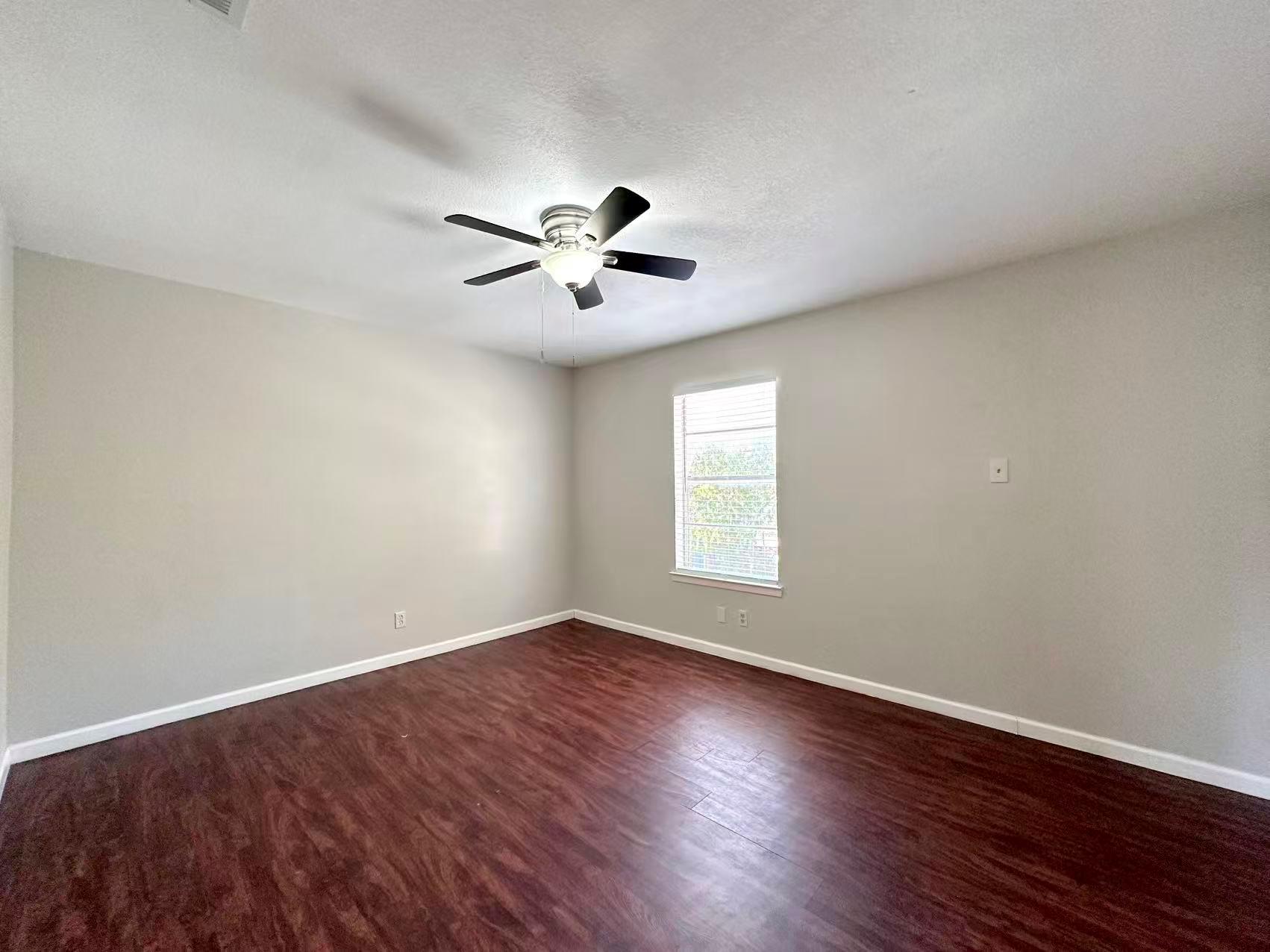 202 N 2nd St # D, Pflugerville, TX 78660