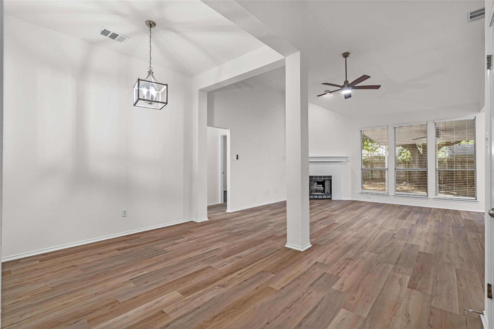 1307 Laurel Glen Blvd, Leander, TX 78641